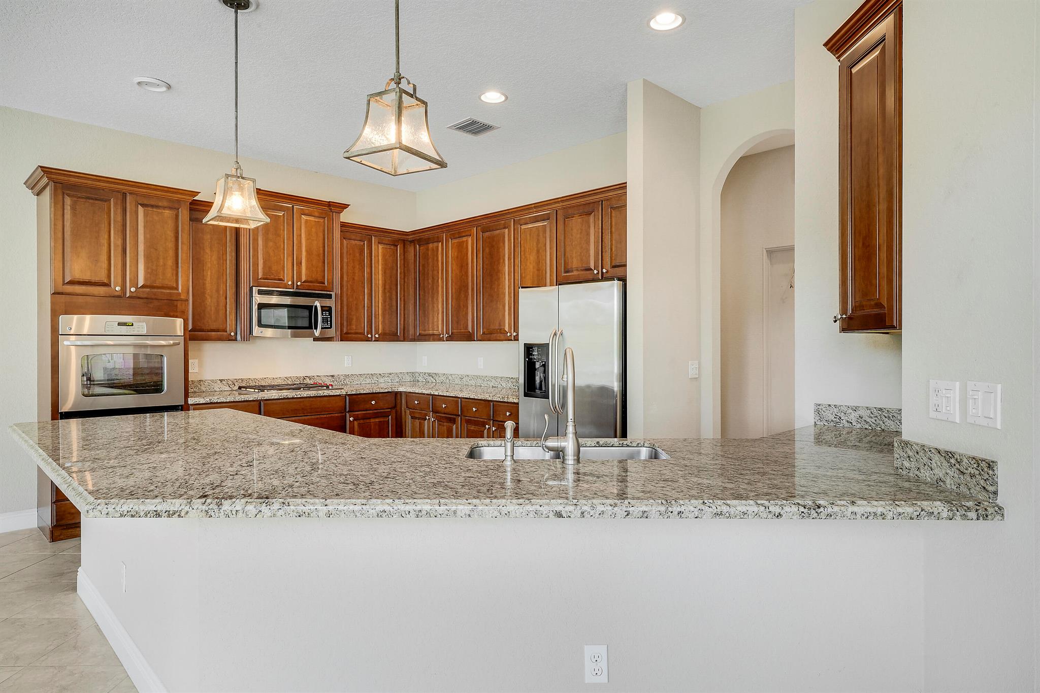 TRES BELLE - Residential