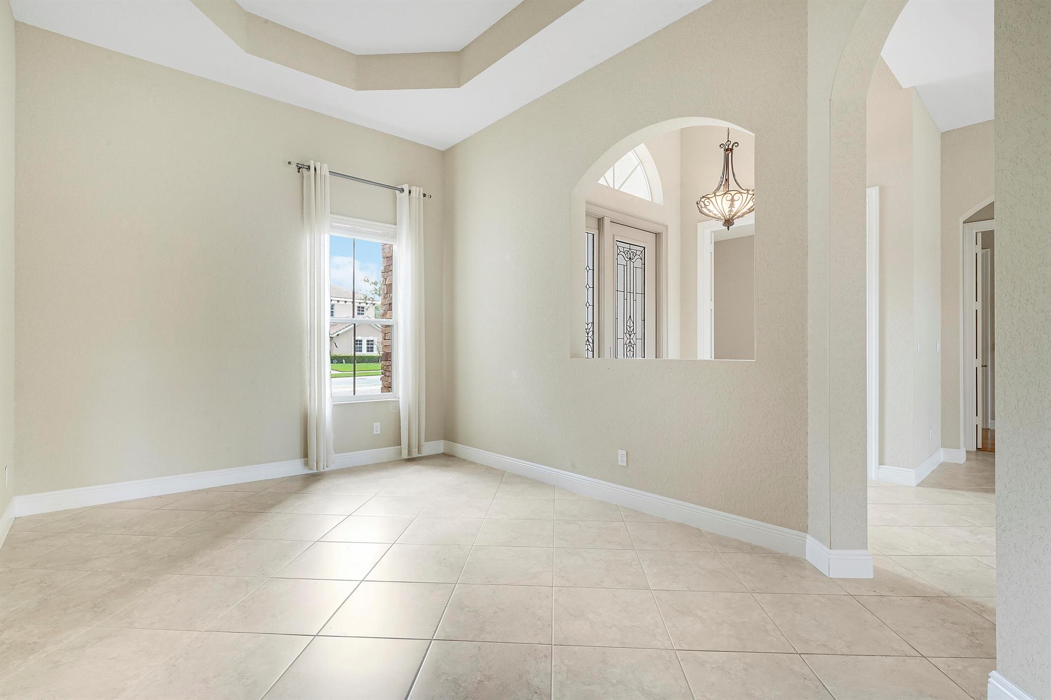 TRES BELLE - Residential