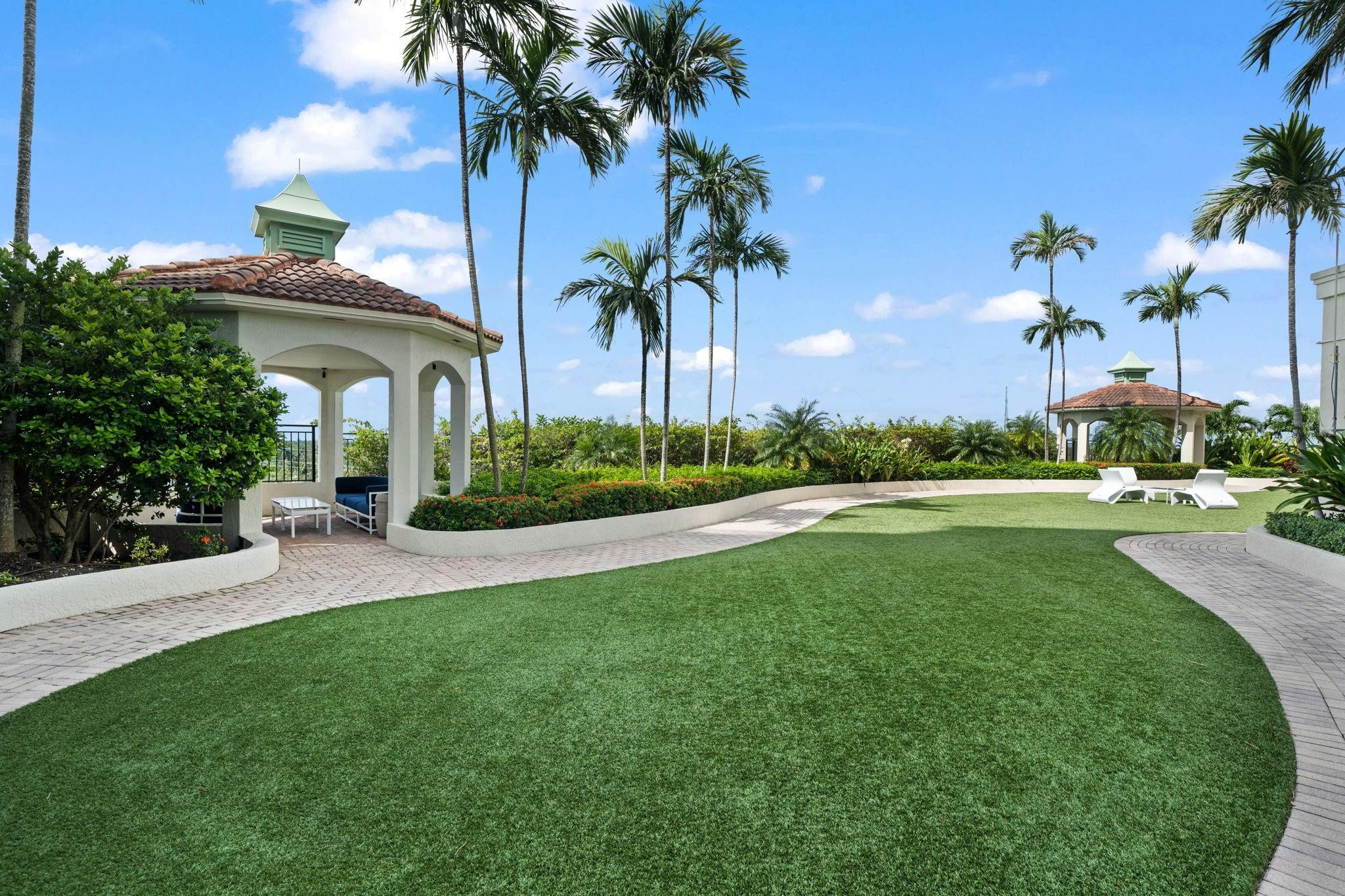 SYMPHONY CONDO - Residential Lease