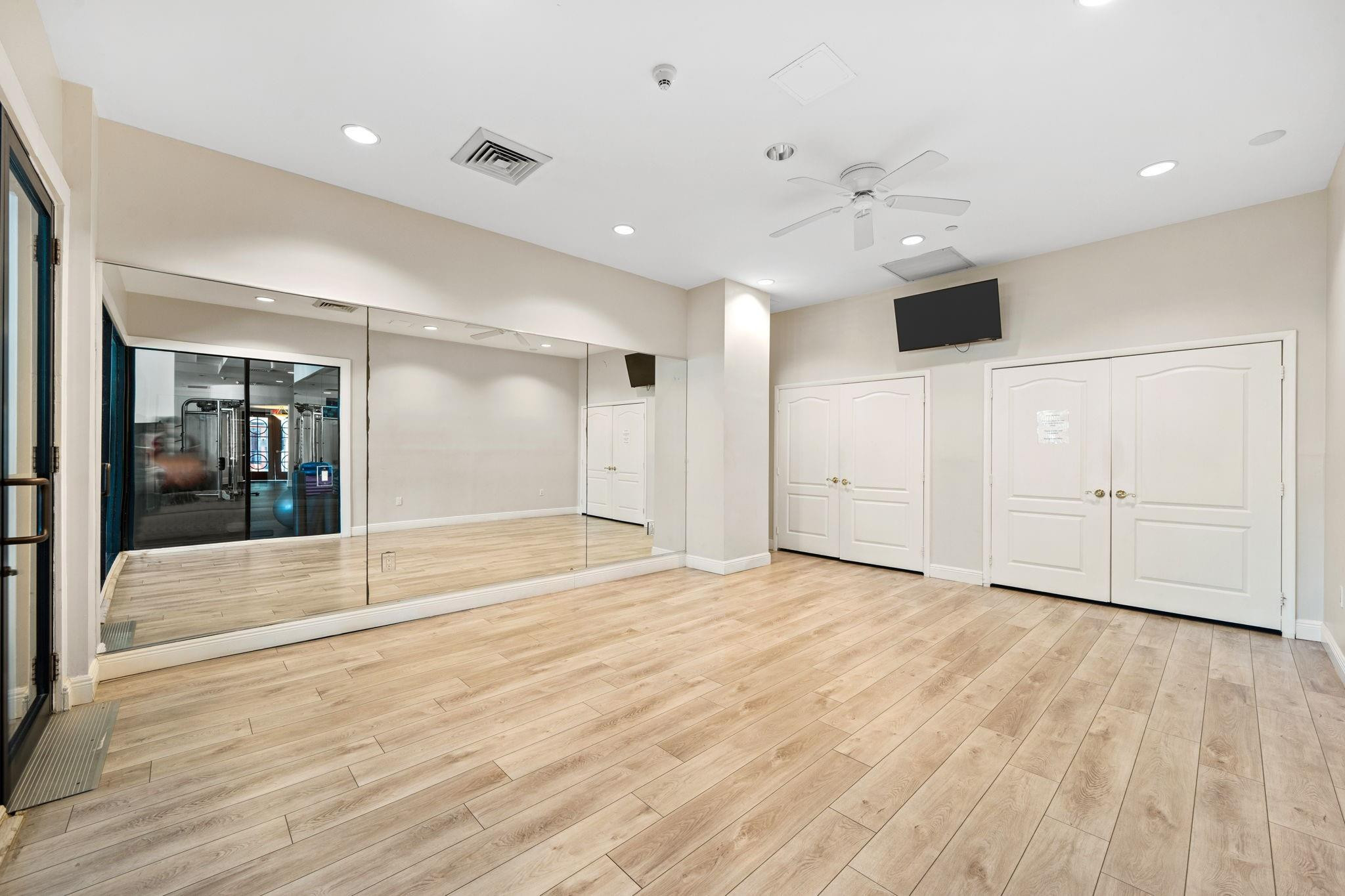 SYMPHONY CONDO - Residential Lease