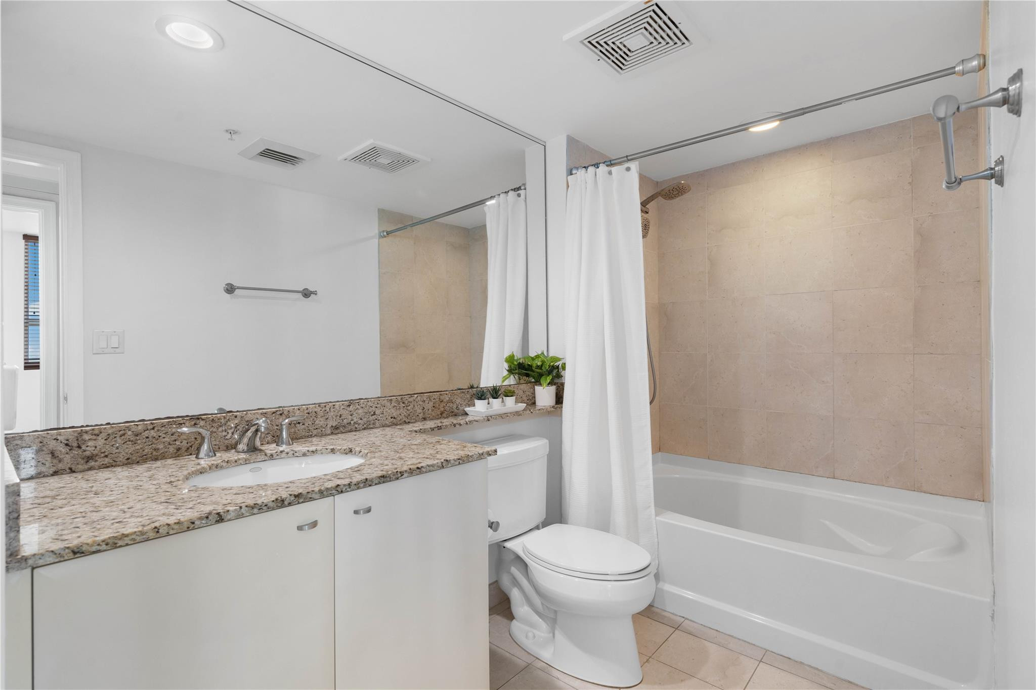 SYMPHONY CONDO - Residential Lease