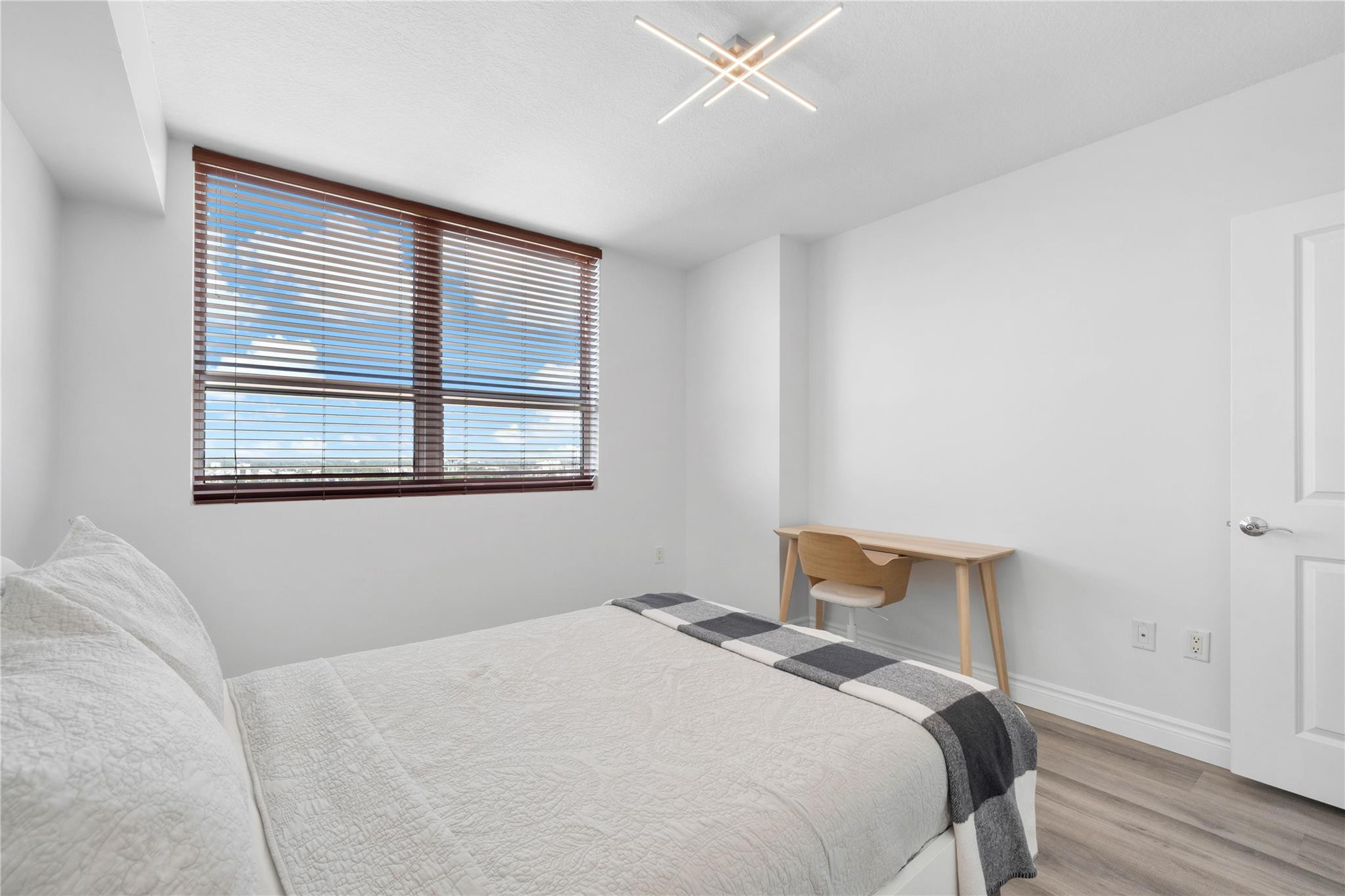 SYMPHONY CONDO - Residential Lease