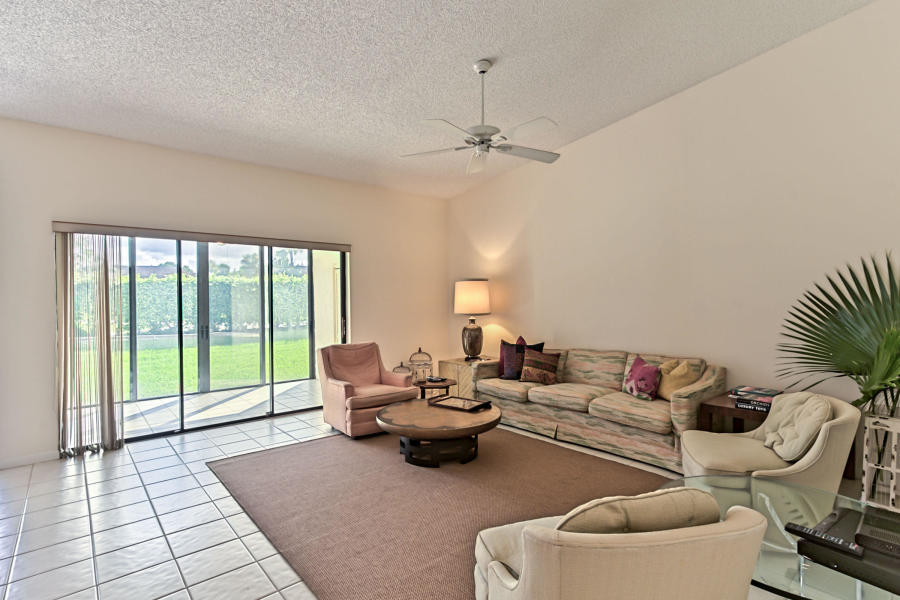 THORNHILL GLEN - Residential Lease