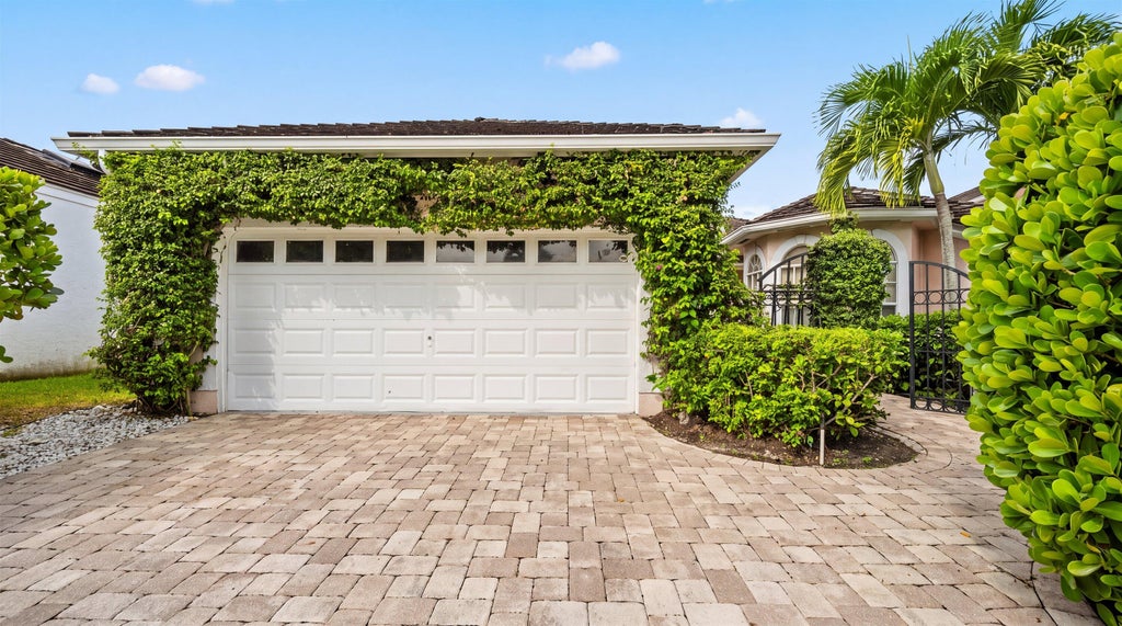 Photo of 2443 Muir Circle, Wellington, FL 33414 (MLS # B26080401)