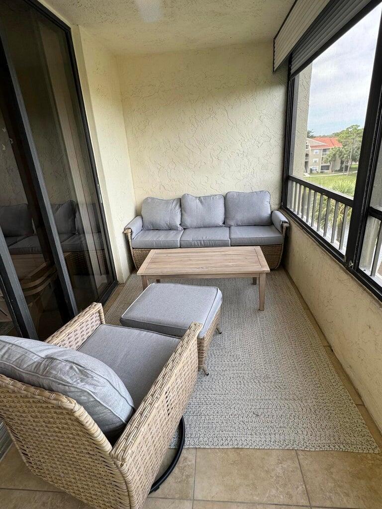 EASTWINDS AT CROSSWINDS C - Residential Lease