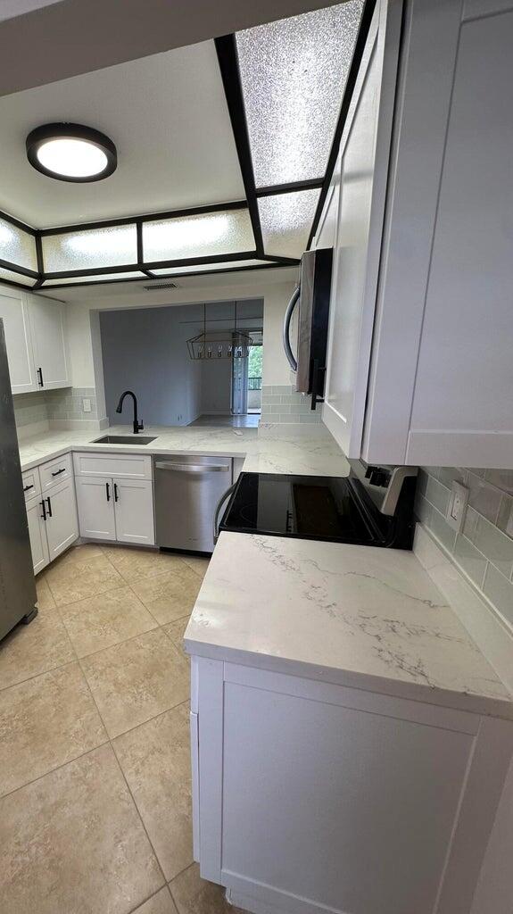 EASTWINDS AT CROSSWINDS C - Residential Lease