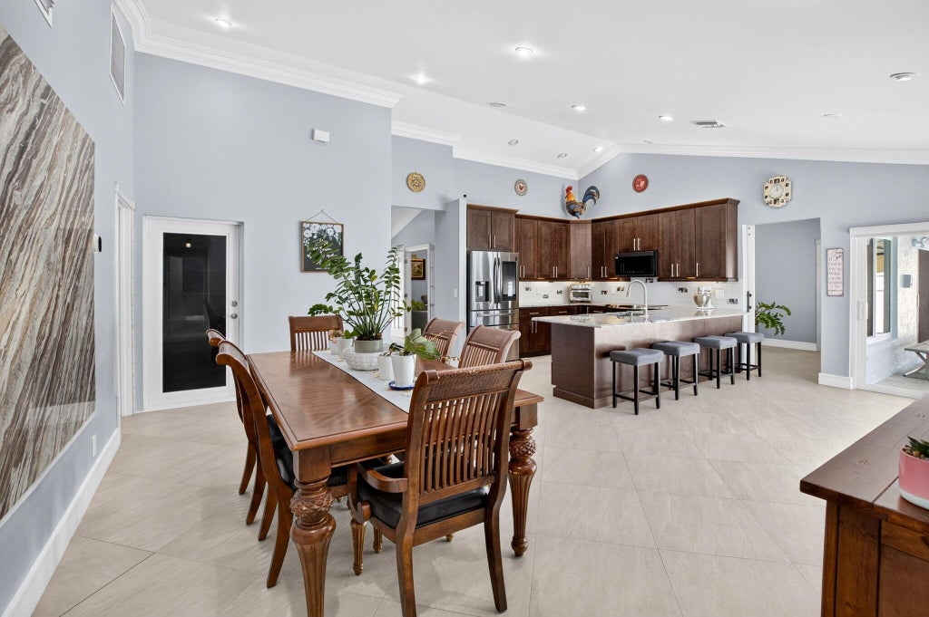 Photo of 9696 Majestic Way, Boynton Beach, FL 33437 (MLS # B26070787)