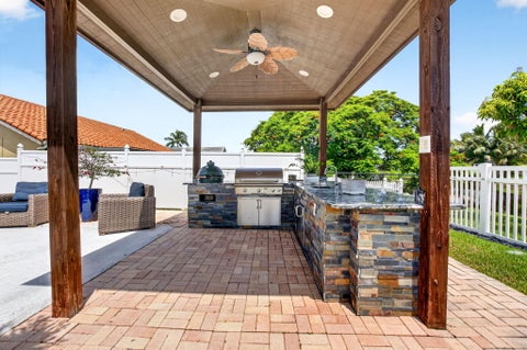 Tiny photo for 9696 Majestic Way, Boynton Beach, FL 33437 (MLS # B26070787)
