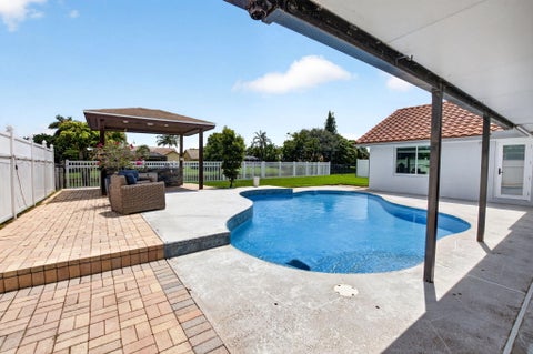 Tiny photo for 9696 Majestic Way, Boynton Beach, FL 33437 (MLS # B26070787)
