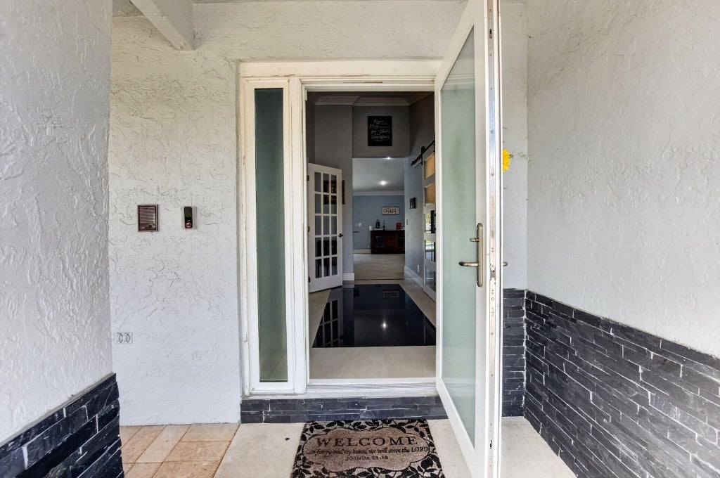 Photo of 9696 Majestic Way, Boynton Beach, FL 33437 (MLS # B26070787)
