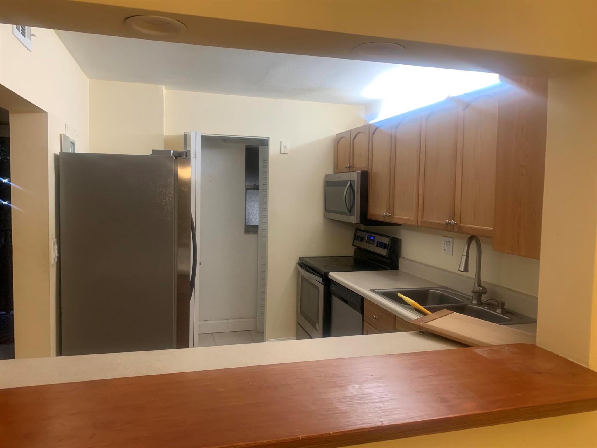 VERSAILLES GARDENS CONDO - Residential Lease