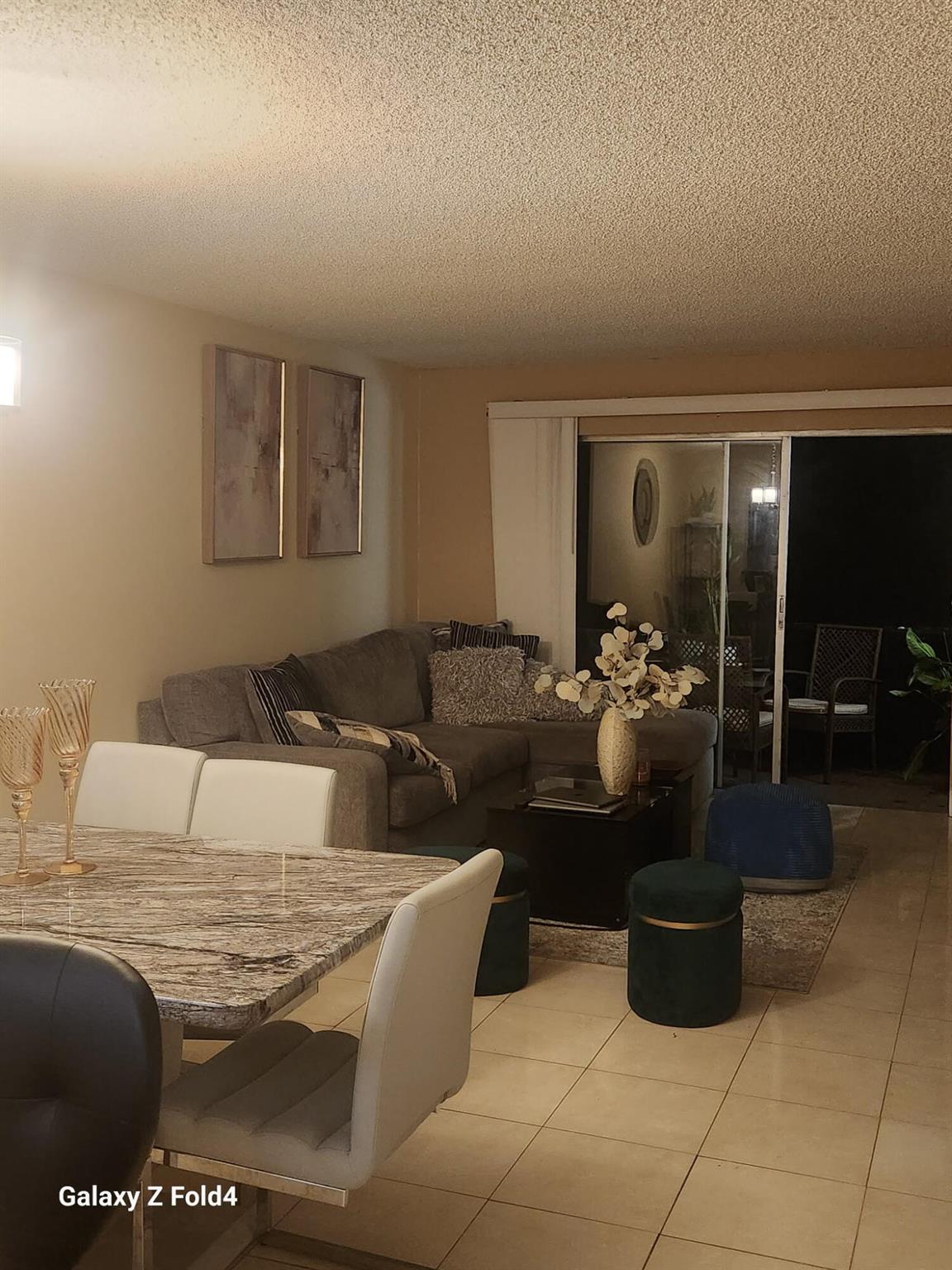 FULLY UPGRADED THROUGHOUT 2/2 RARE AVAILABLE IN VERSAILLES. SCREENED IN PATIO. TONS OF AMENITIES INCLUDING POOL, RAQUETBALL, TENNIS JUST TO A NAME A FEW. CONME SCHEDULE YOUR APPOINTMENT TO SEE THIS GEM TODAY!