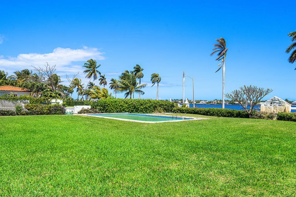 PERSHING PARK LAKE ADD - Land