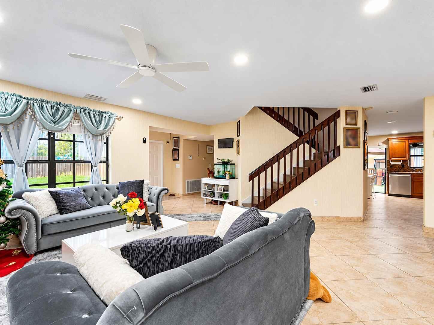1431 SW 87TH Way