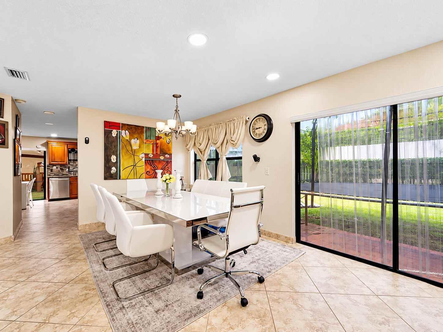 1431 SW 87TH Way