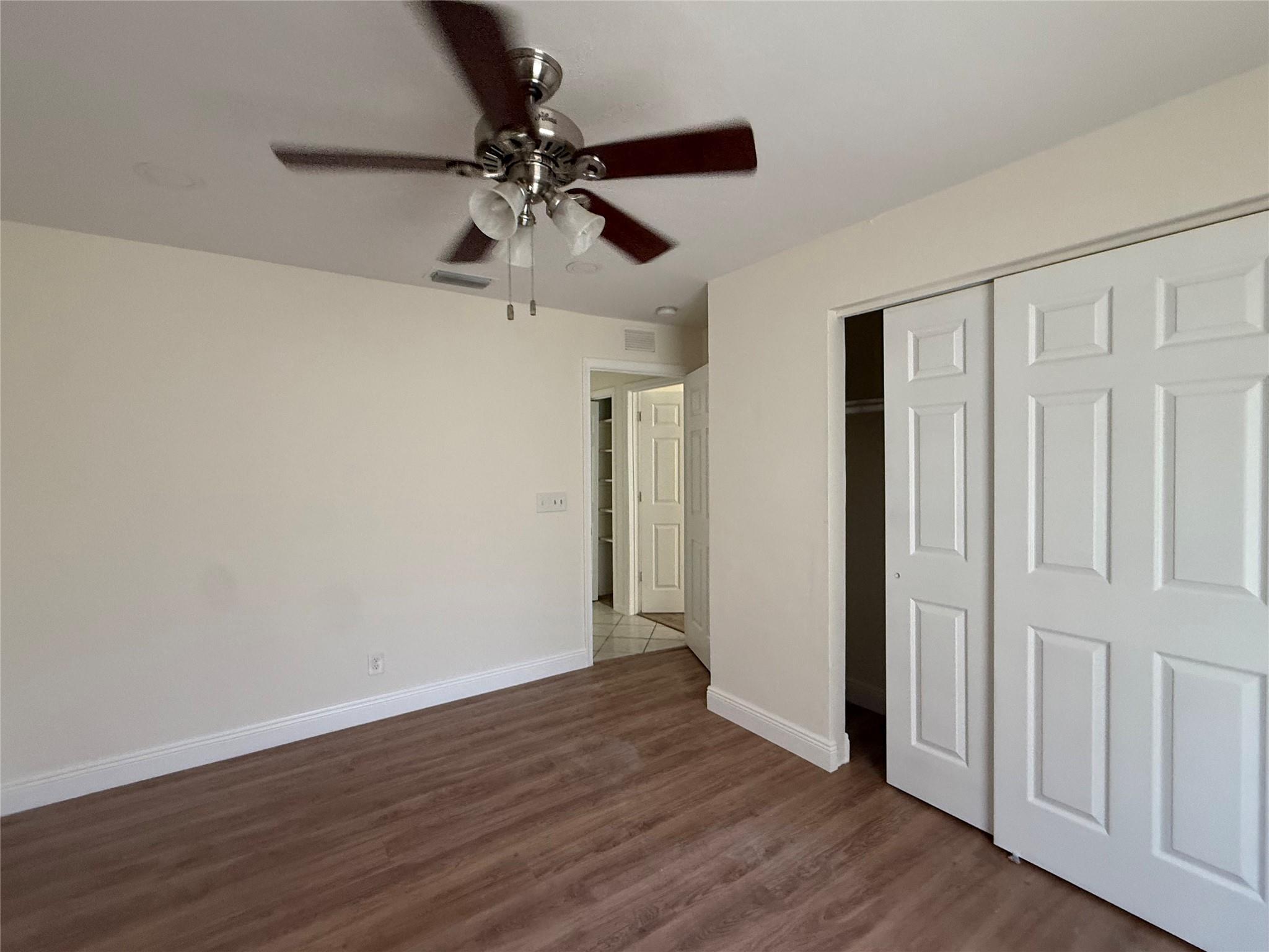Park Manor 01 - Residential