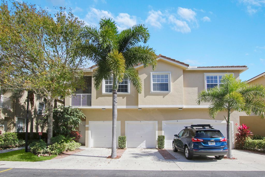 Photo of 114 Lighthouse Circle #A, Tequesta, FL 33469 (MLS # R10928510)