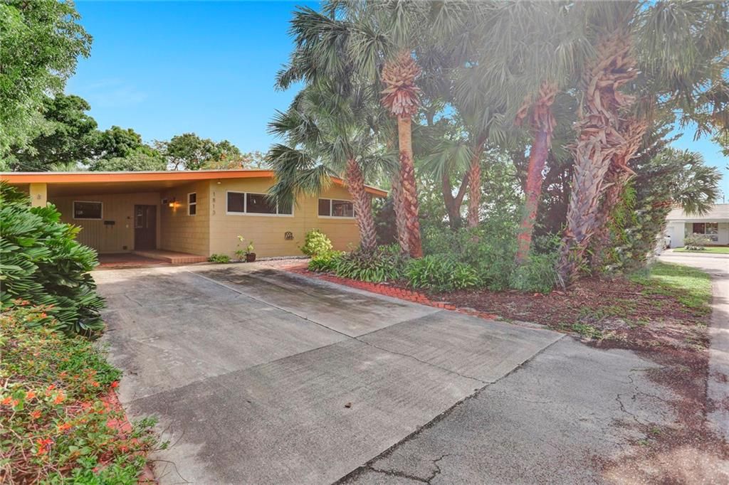 Photo of 1813 NE 28th St St, Wilton Manors, FL 33306 (MLS # F10329320)