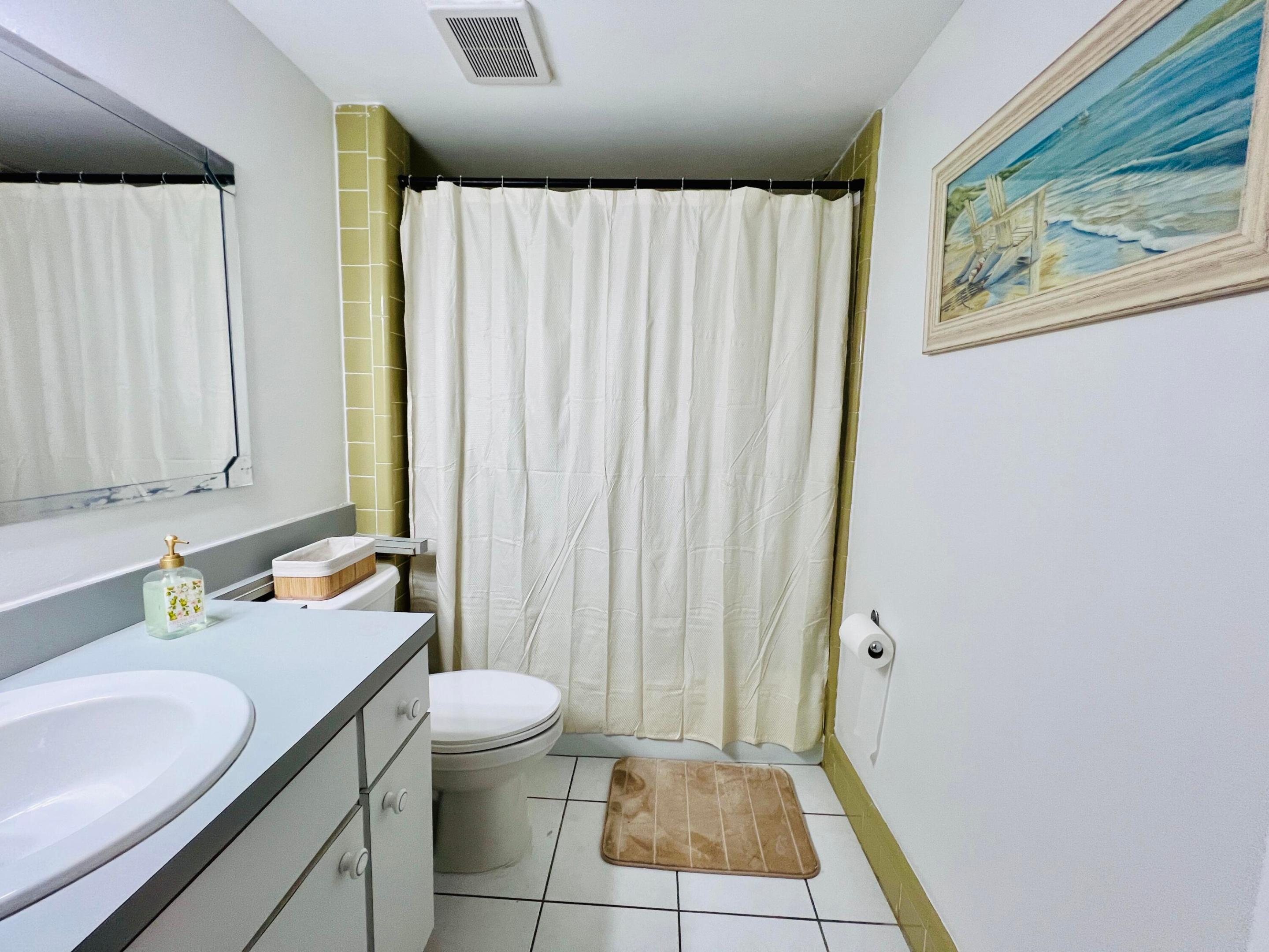 VILLA DEL SOL CONDOMINIUM - Residential