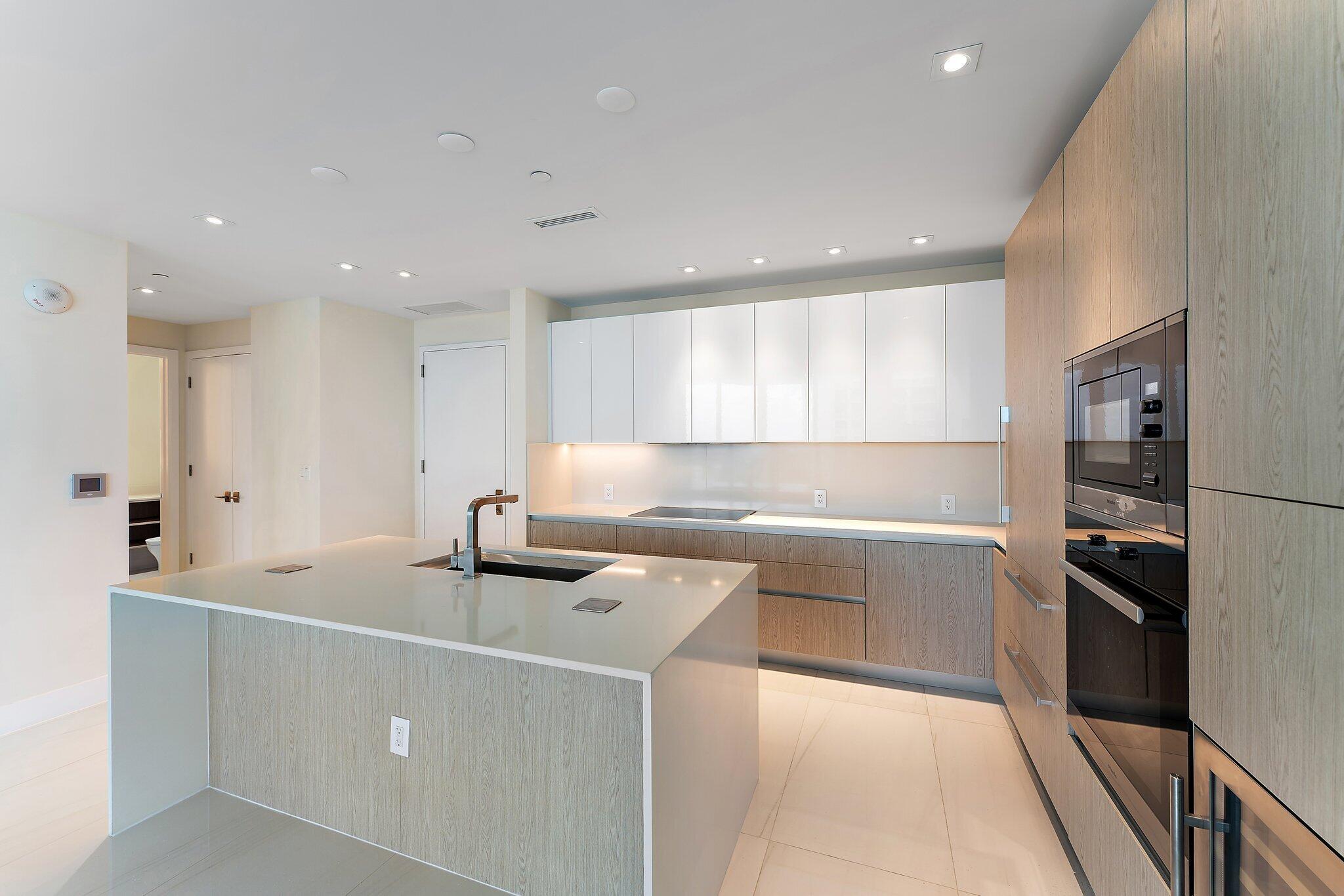 AMRIT OCEAN RESORT CONDO - Residential