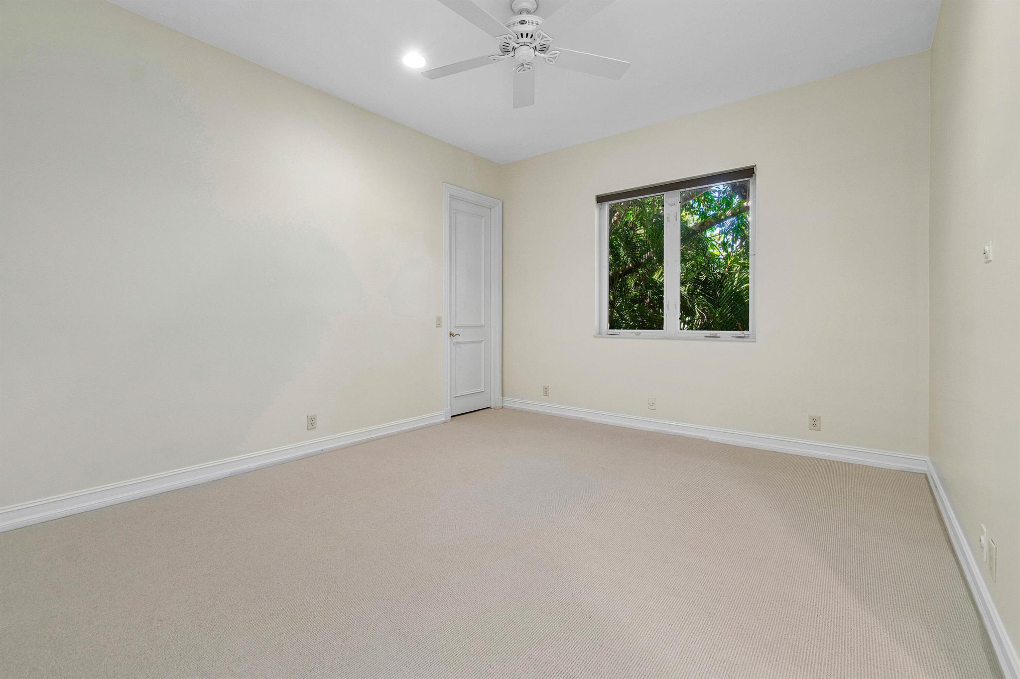 RIO DEL REY SHORES - Residential