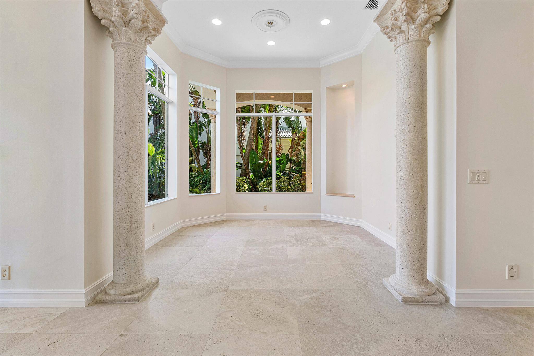 RIO DEL REY SHORES - Residential