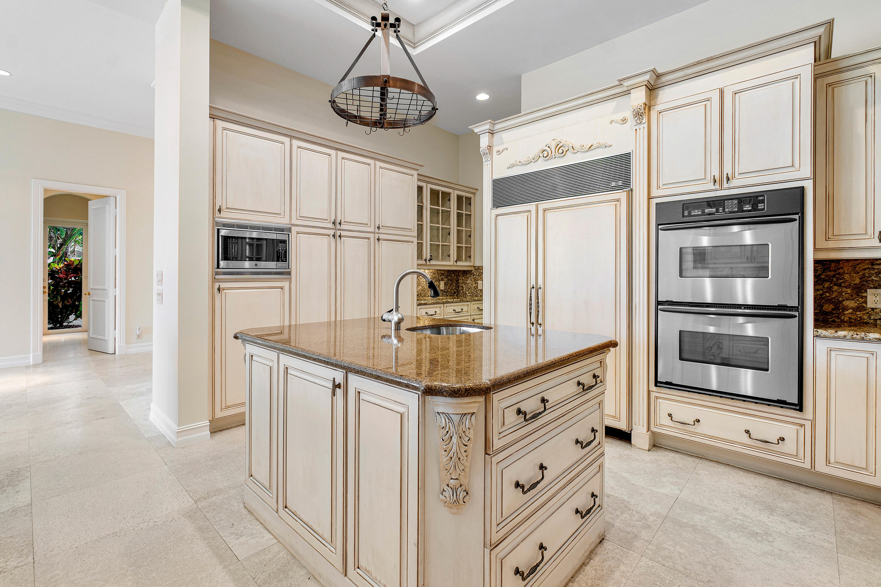 RIO DEL REY SHORES - Residential