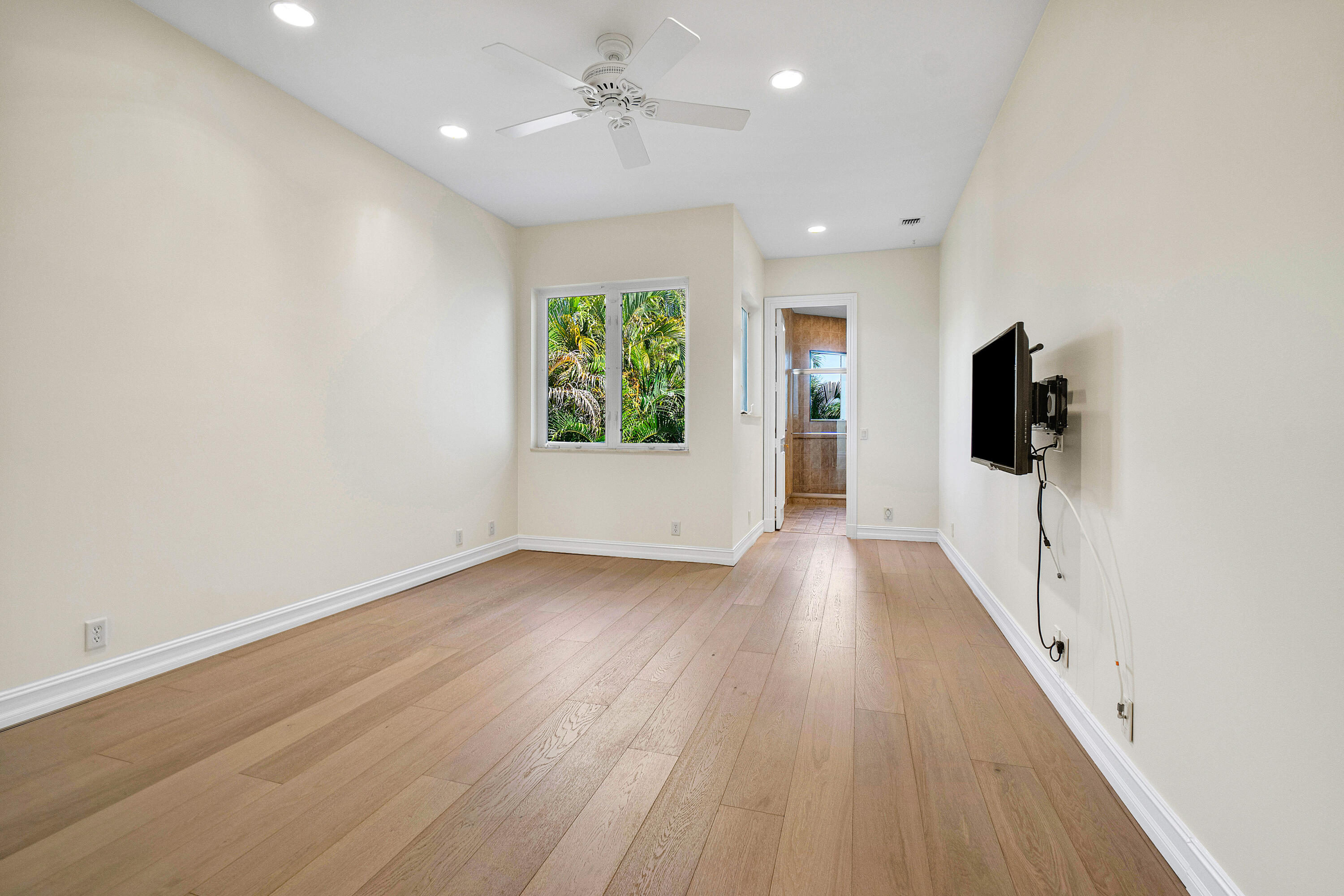 RIO DEL REY SHORES - Residential