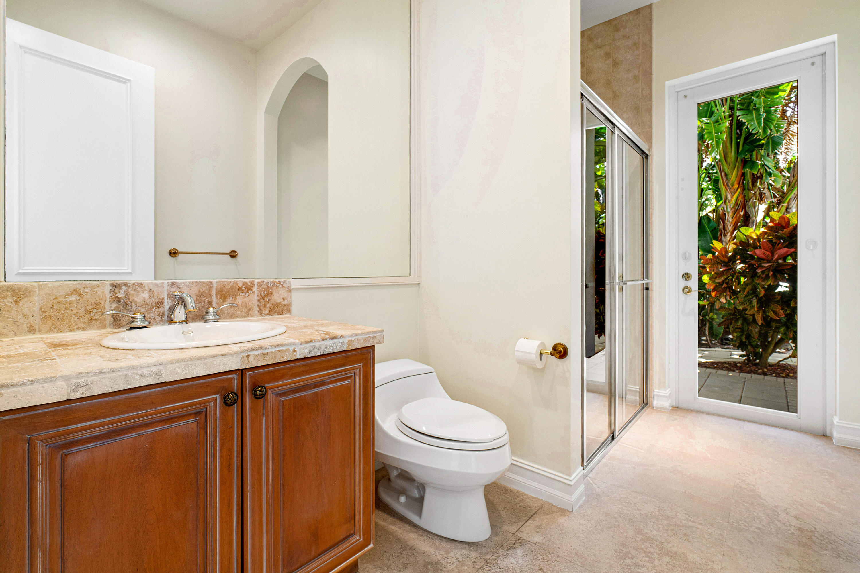 RIO DEL REY SHORES - Residential