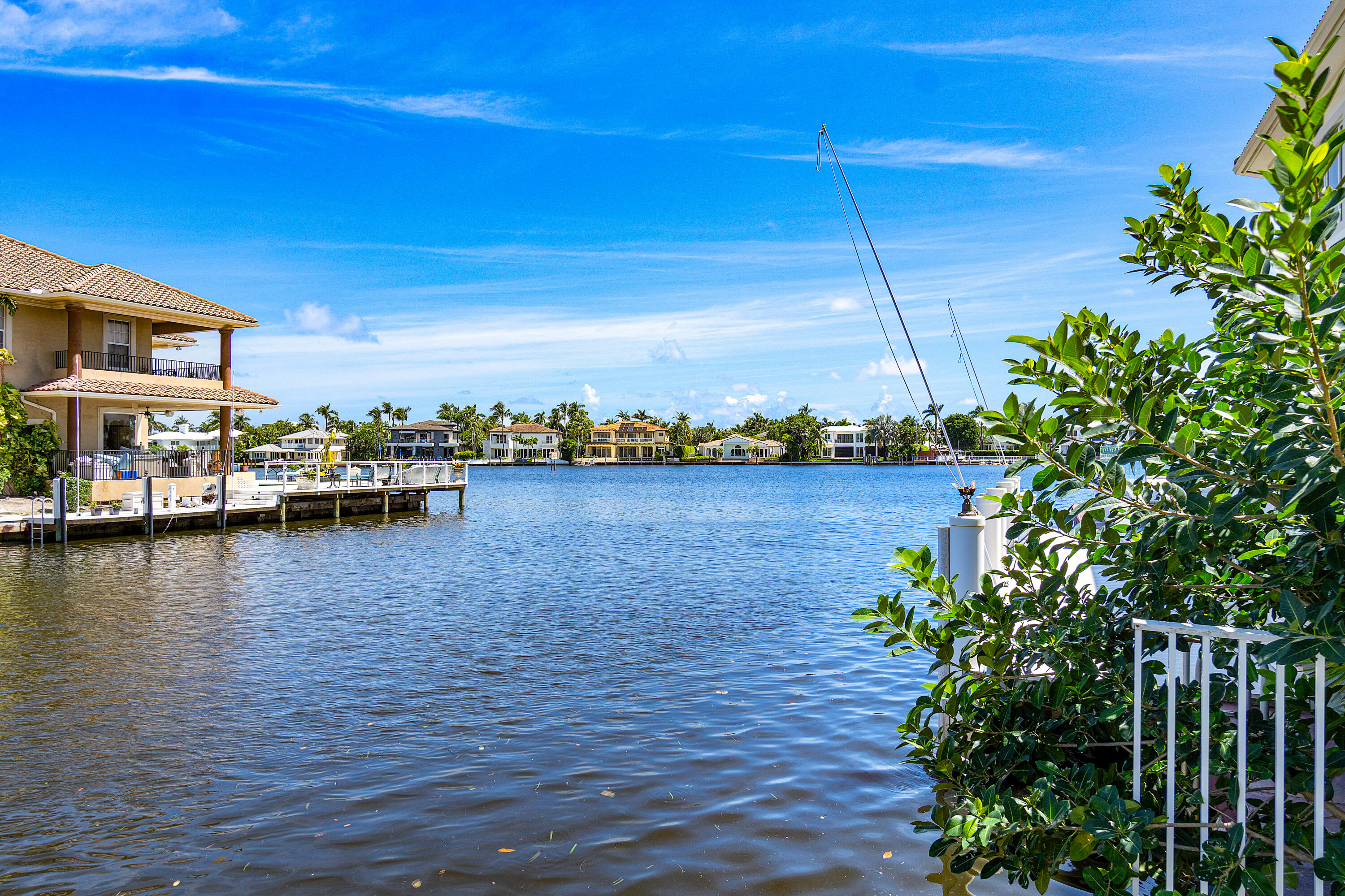 RIO DEL REY SHORES - Residential