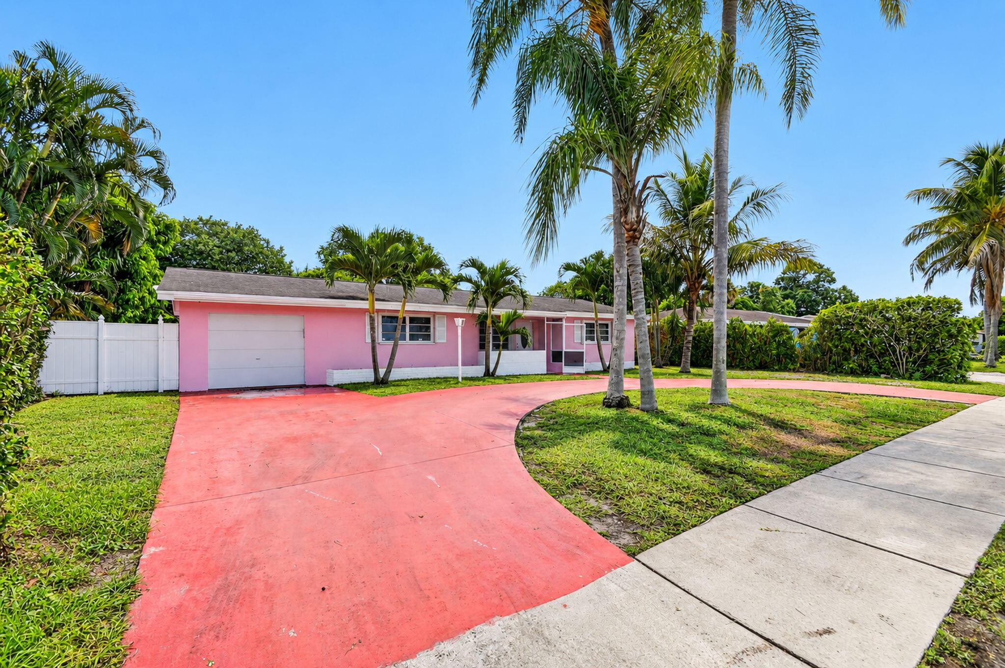1186 DREXEL Road