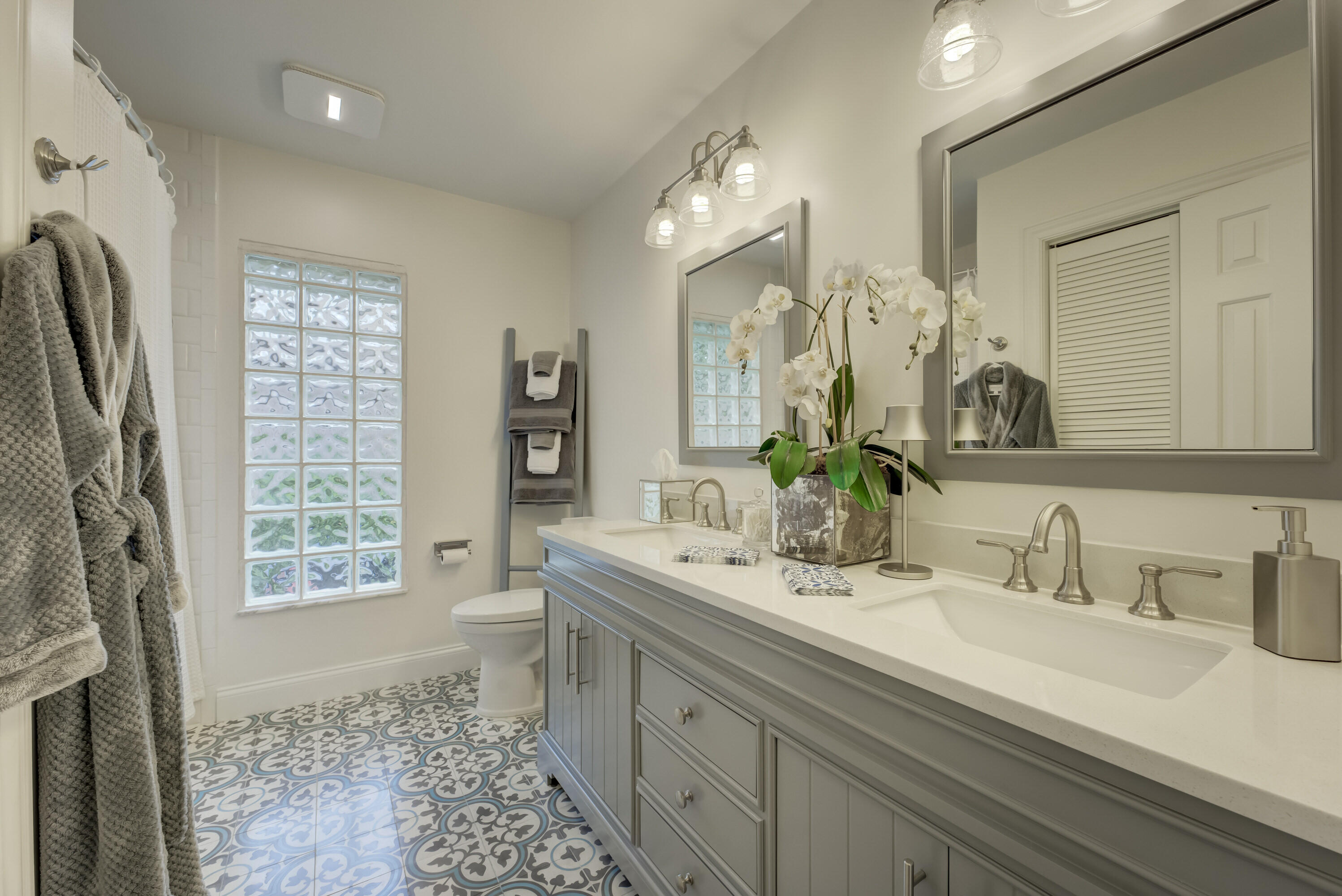 FRENCHMENS LANDING 2 - Residential