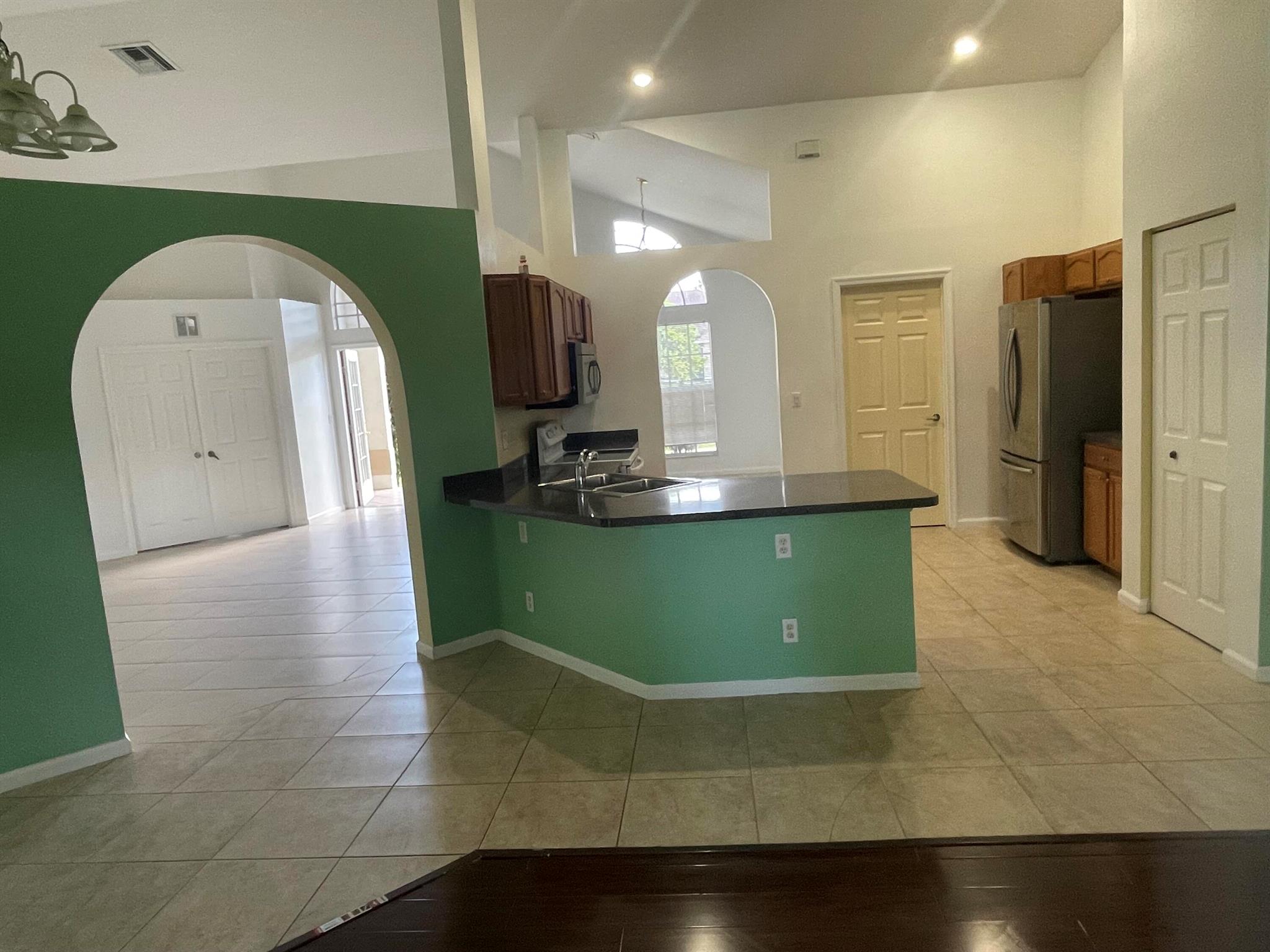 PORT ST LUCIE SECTION 14 - Residential Lease