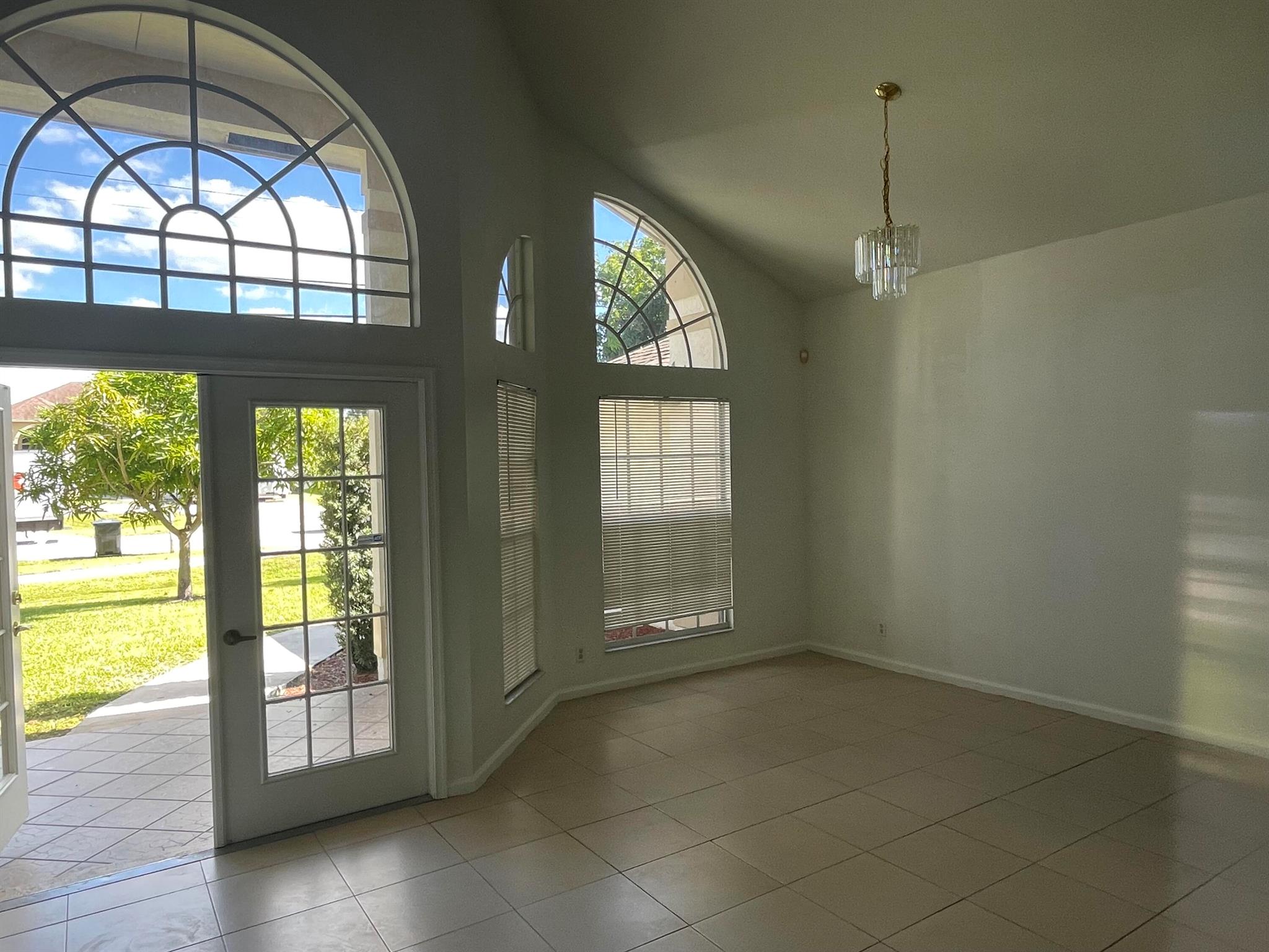 PORT ST LUCIE SECTION 14 - Residential Lease