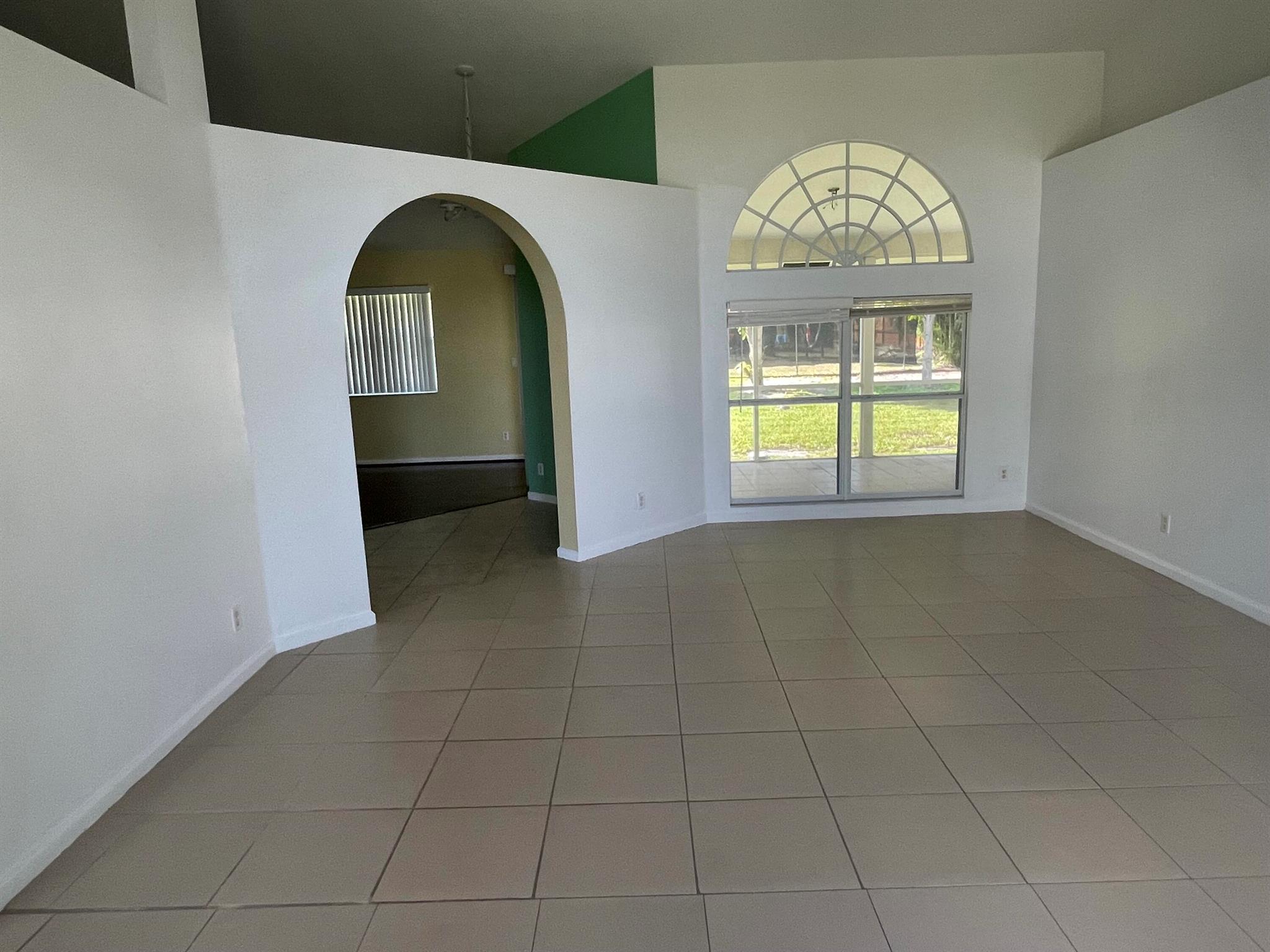 PORT ST LUCIE SECTION 14 - Residential Lease