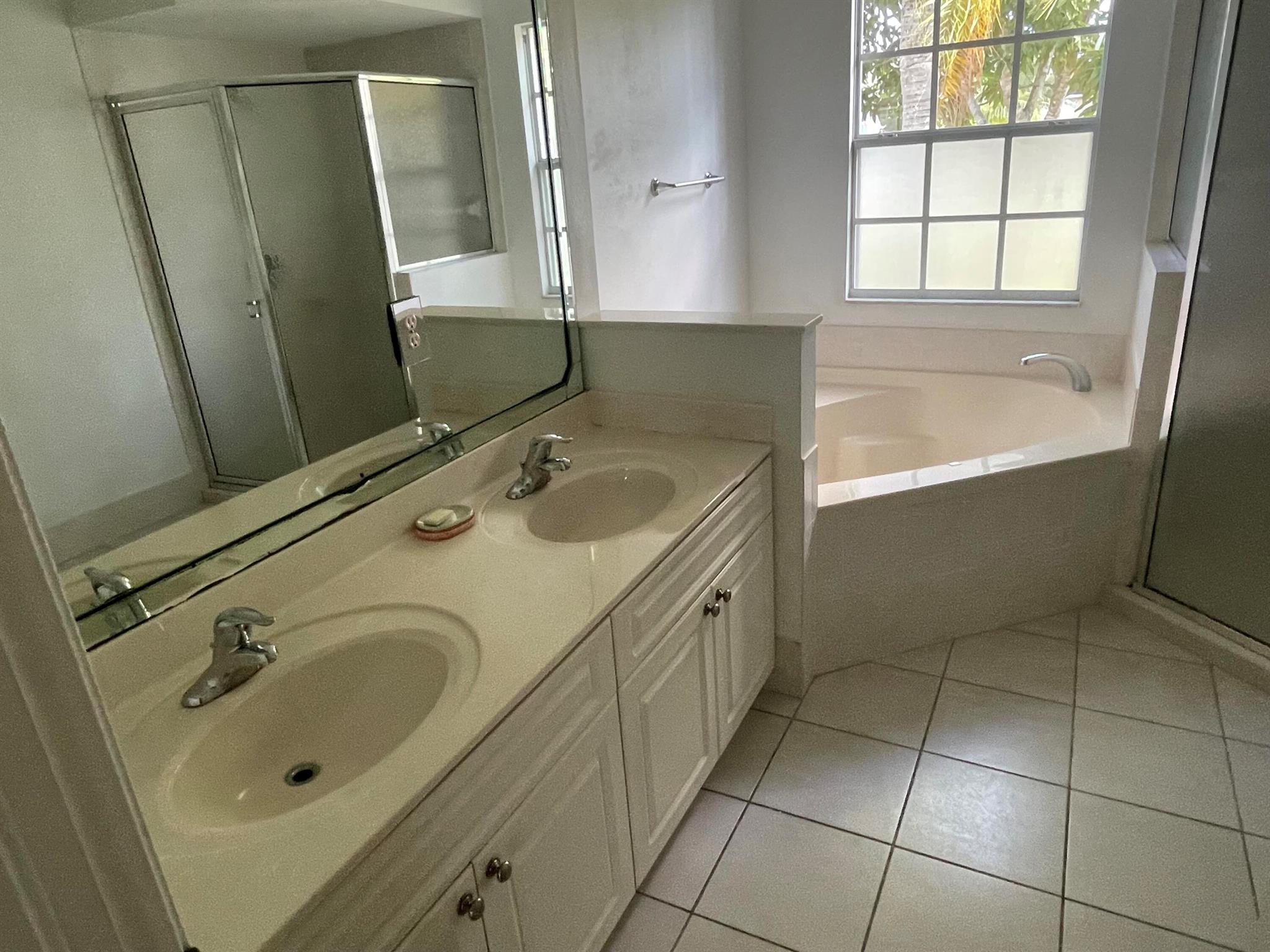 PORT ST LUCIE SECTION 14 - Residential Lease