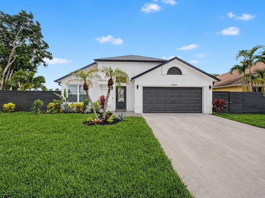 Photo of 6325 Indian Wells Boulevard, Boynton Beach, FL 33437 (MLS # B26071845)