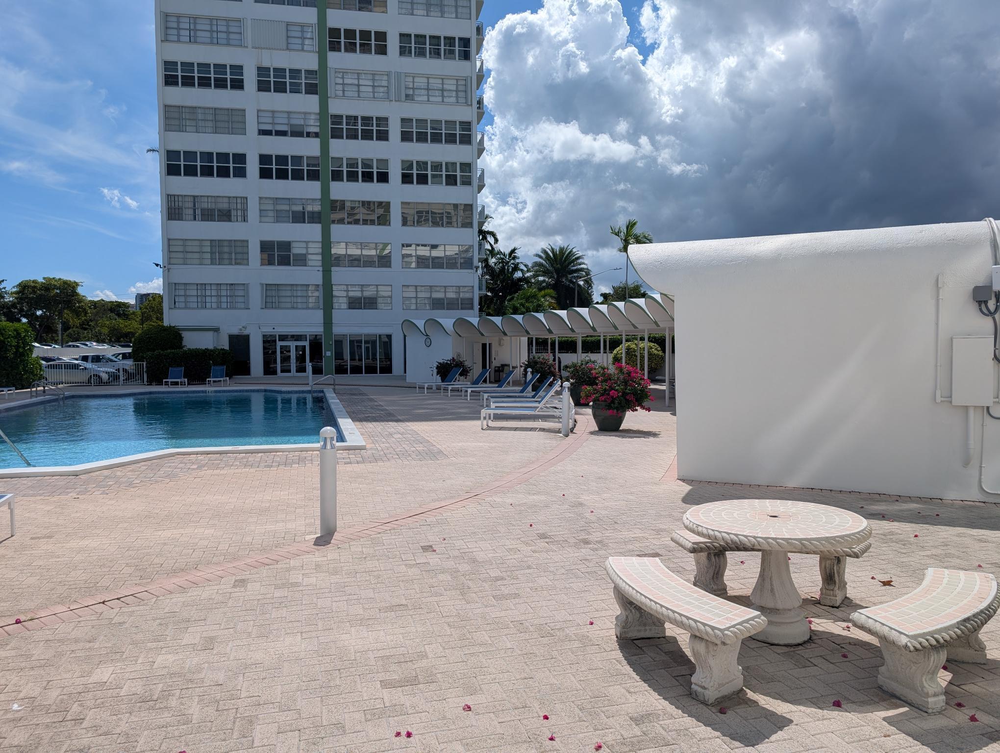 Bayview Towers - Residential