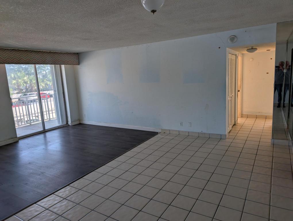 Bayview Towers - Residential