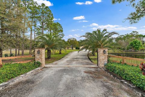 A home in Loxahatchee