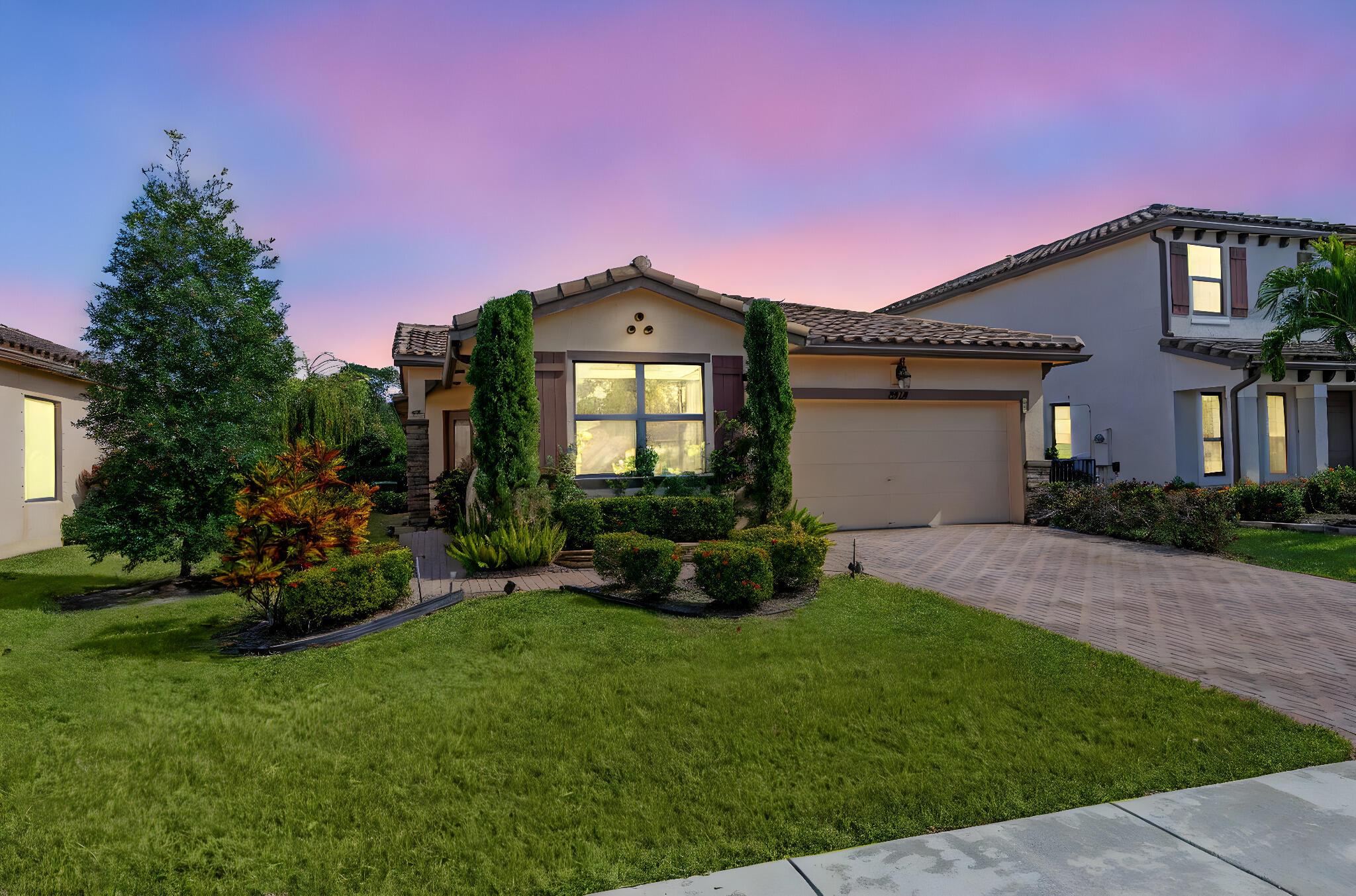 CRESTWOOD NORTH - Residential