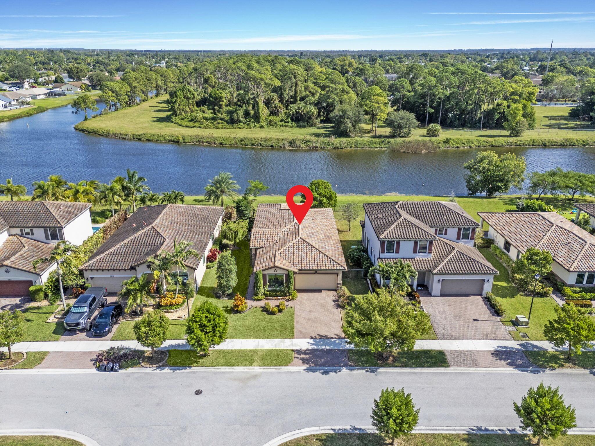 CRESTWOOD NORTH - Residential