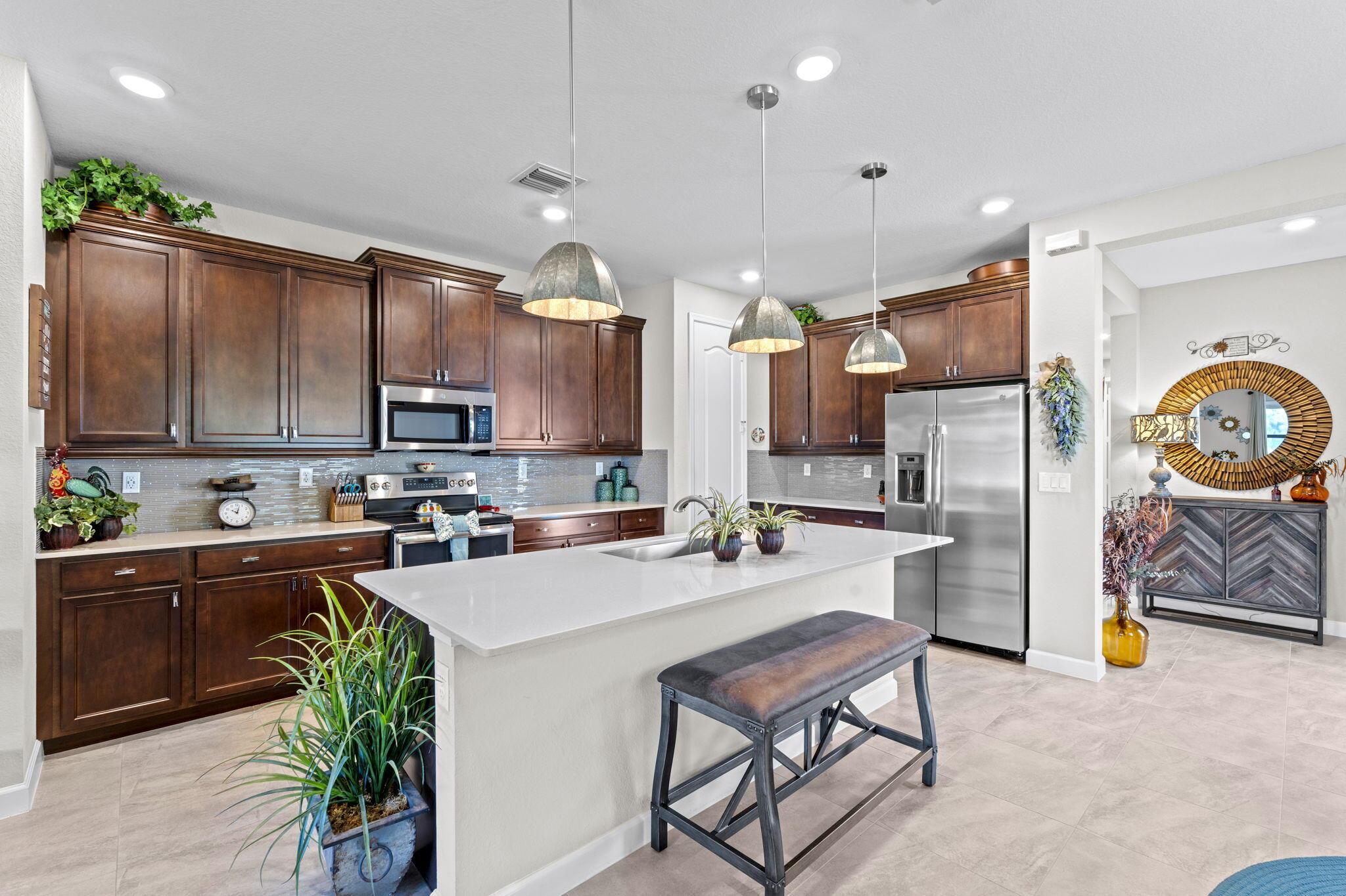 CRESTWOOD NORTH - Residential