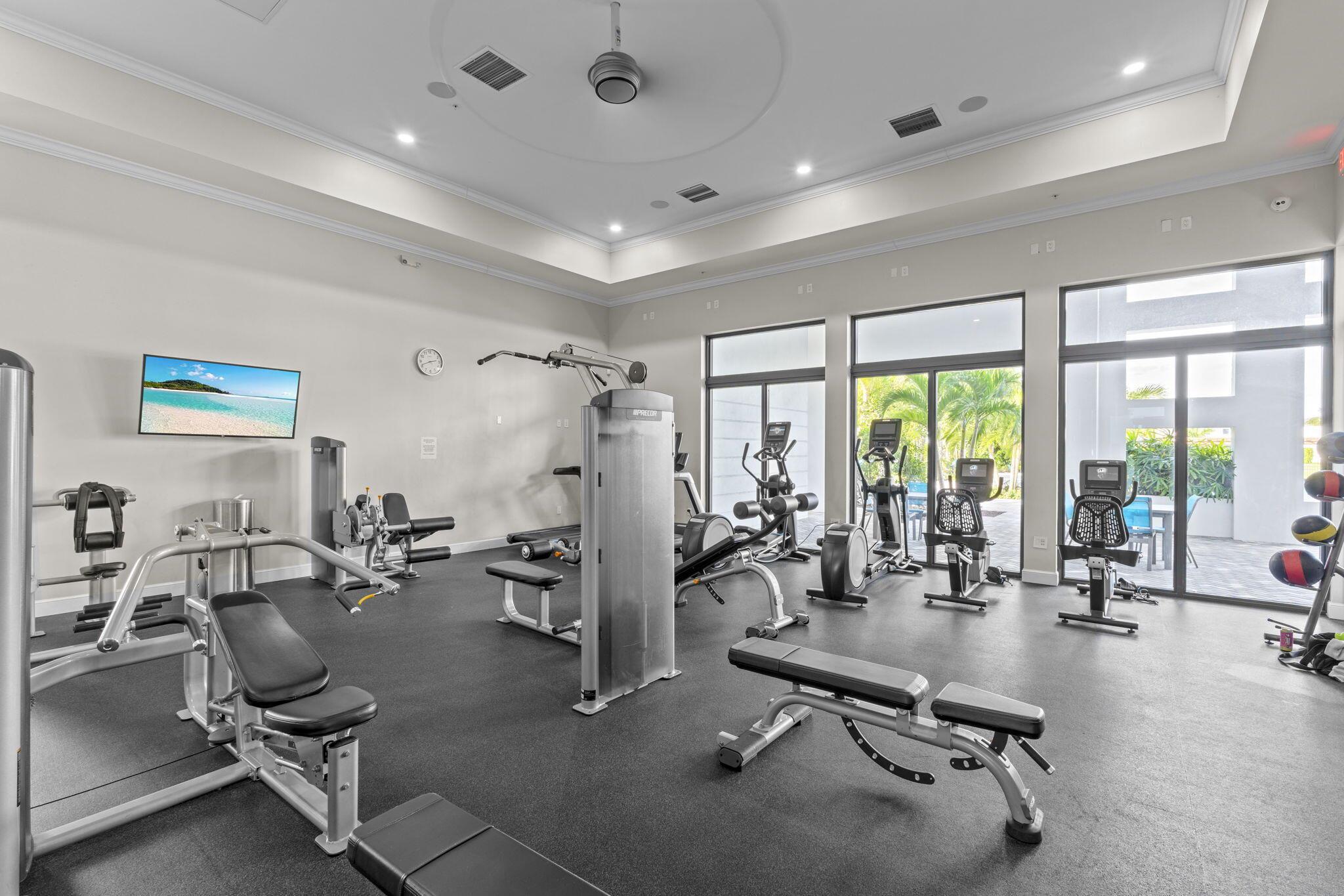 CRESTWOOD NORTH - Residential