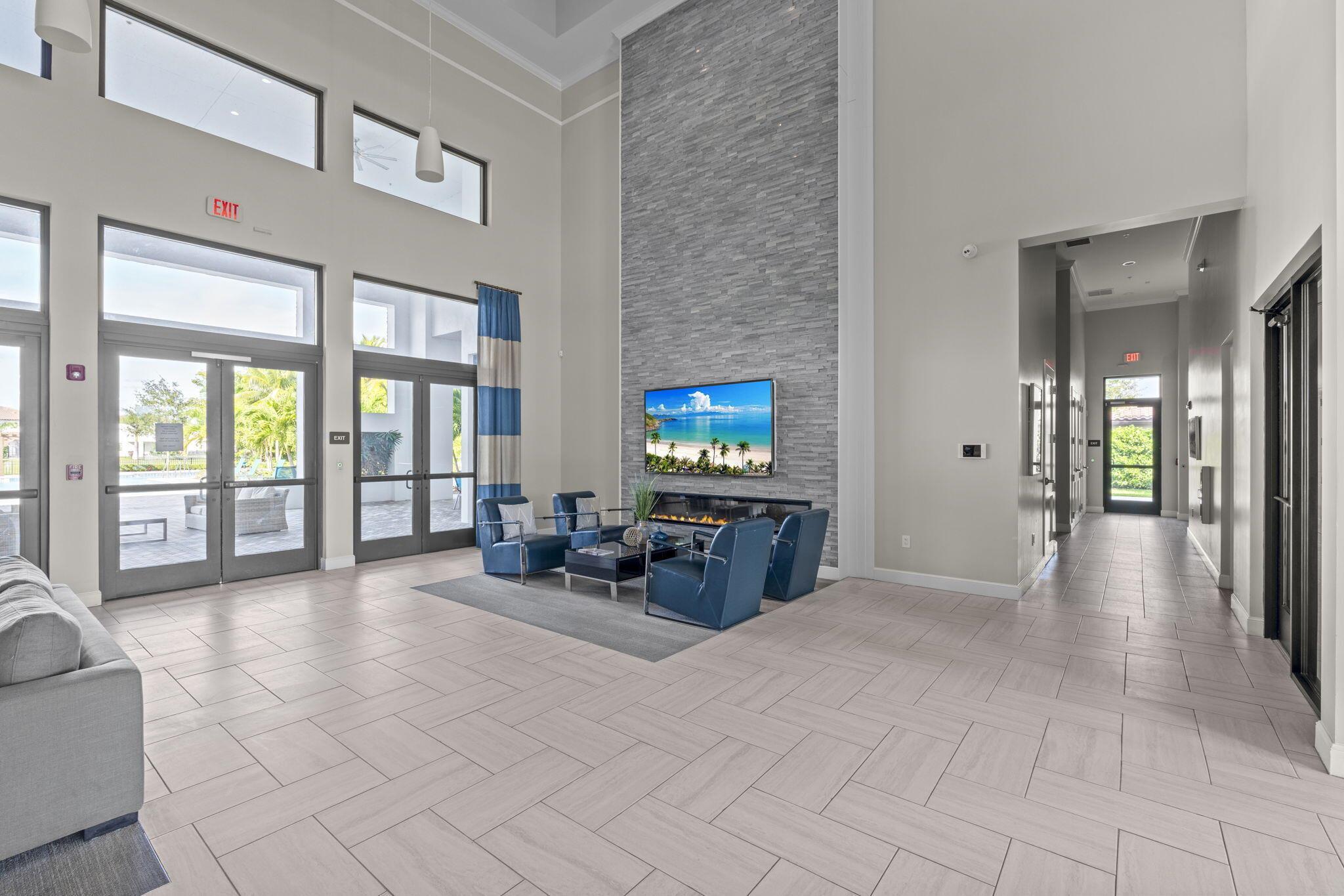 CRESTWOOD NORTH - Residential