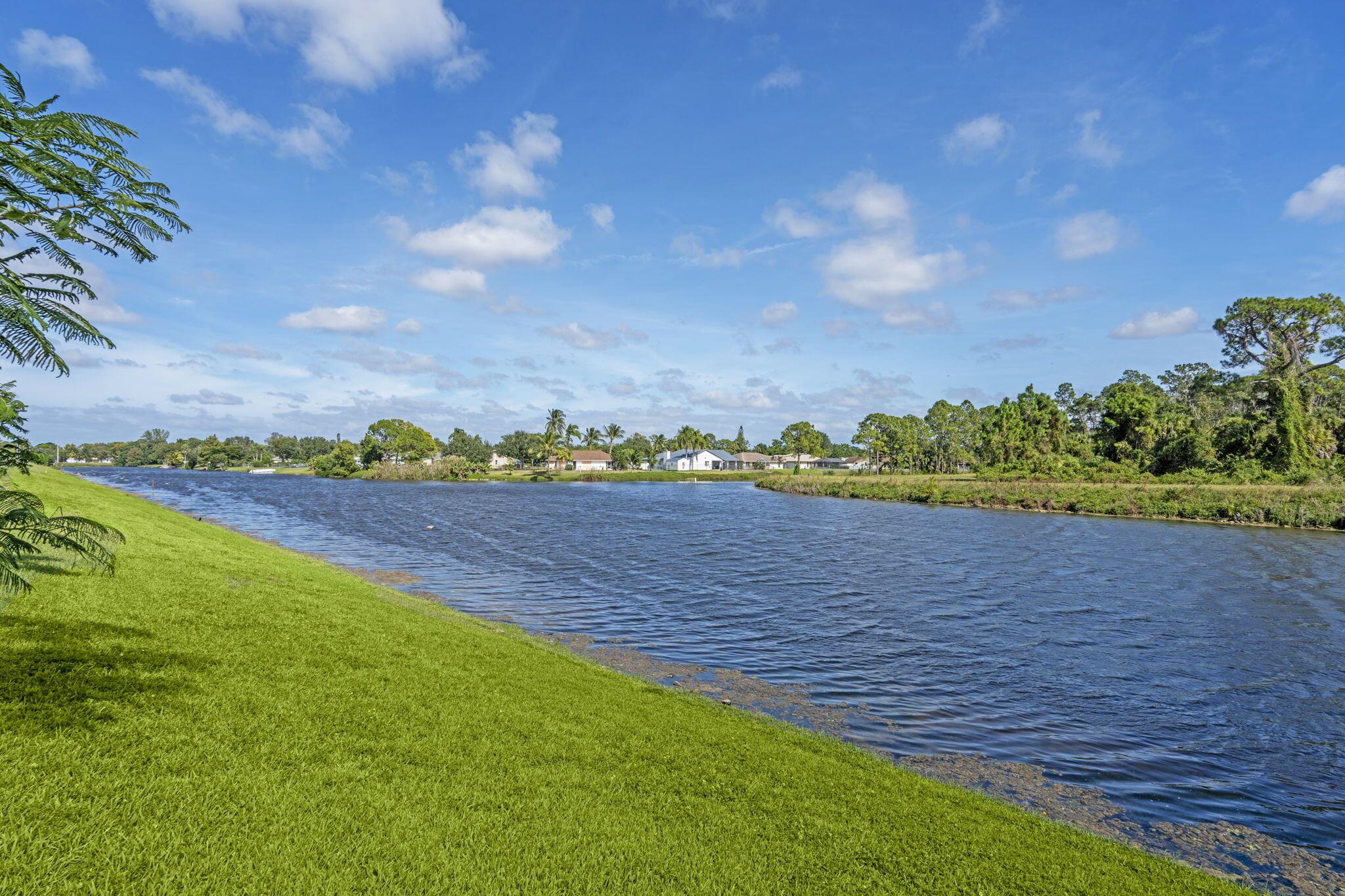 CRESTWOOD NORTH - Residential