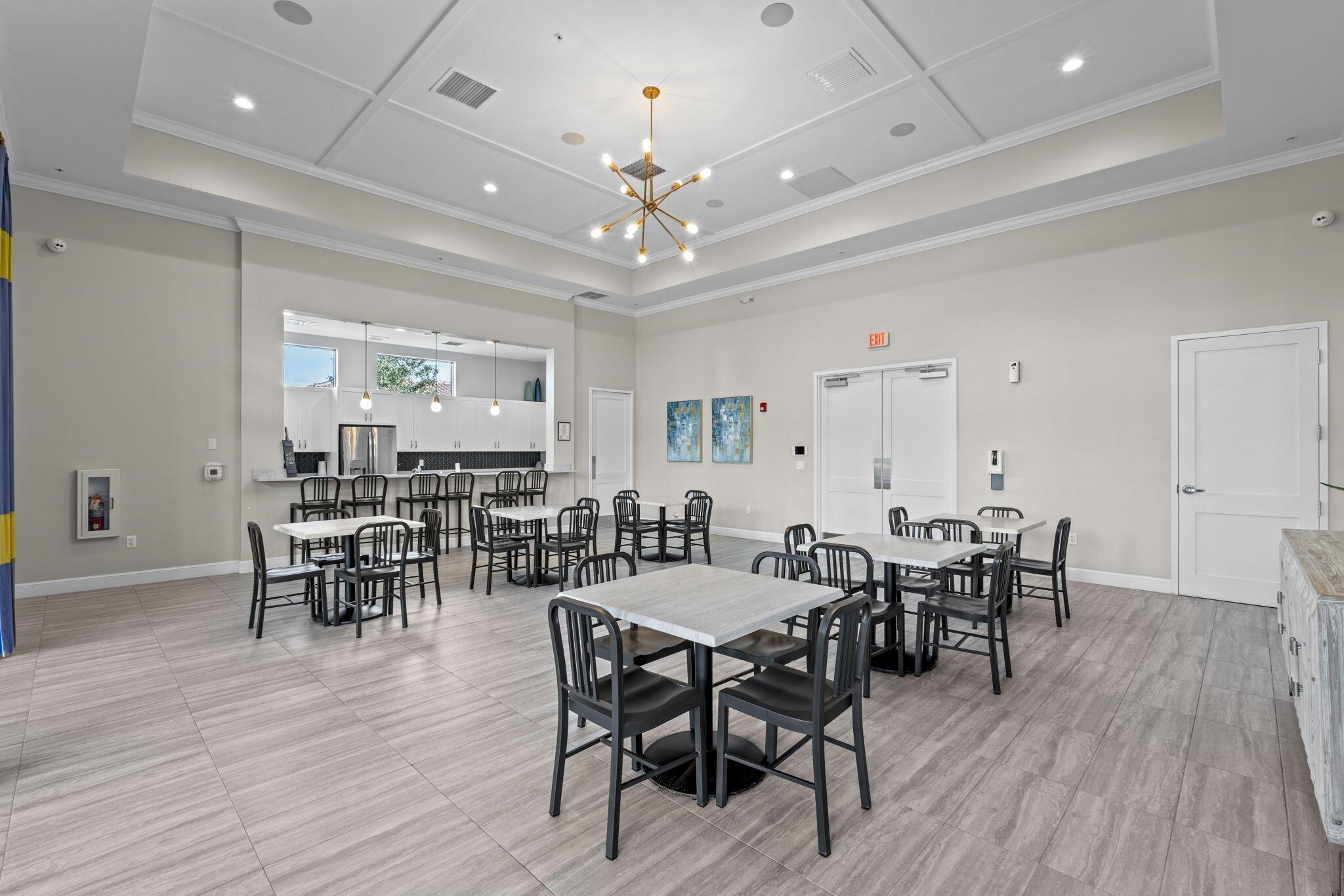 CRESTWOOD NORTH - Residential