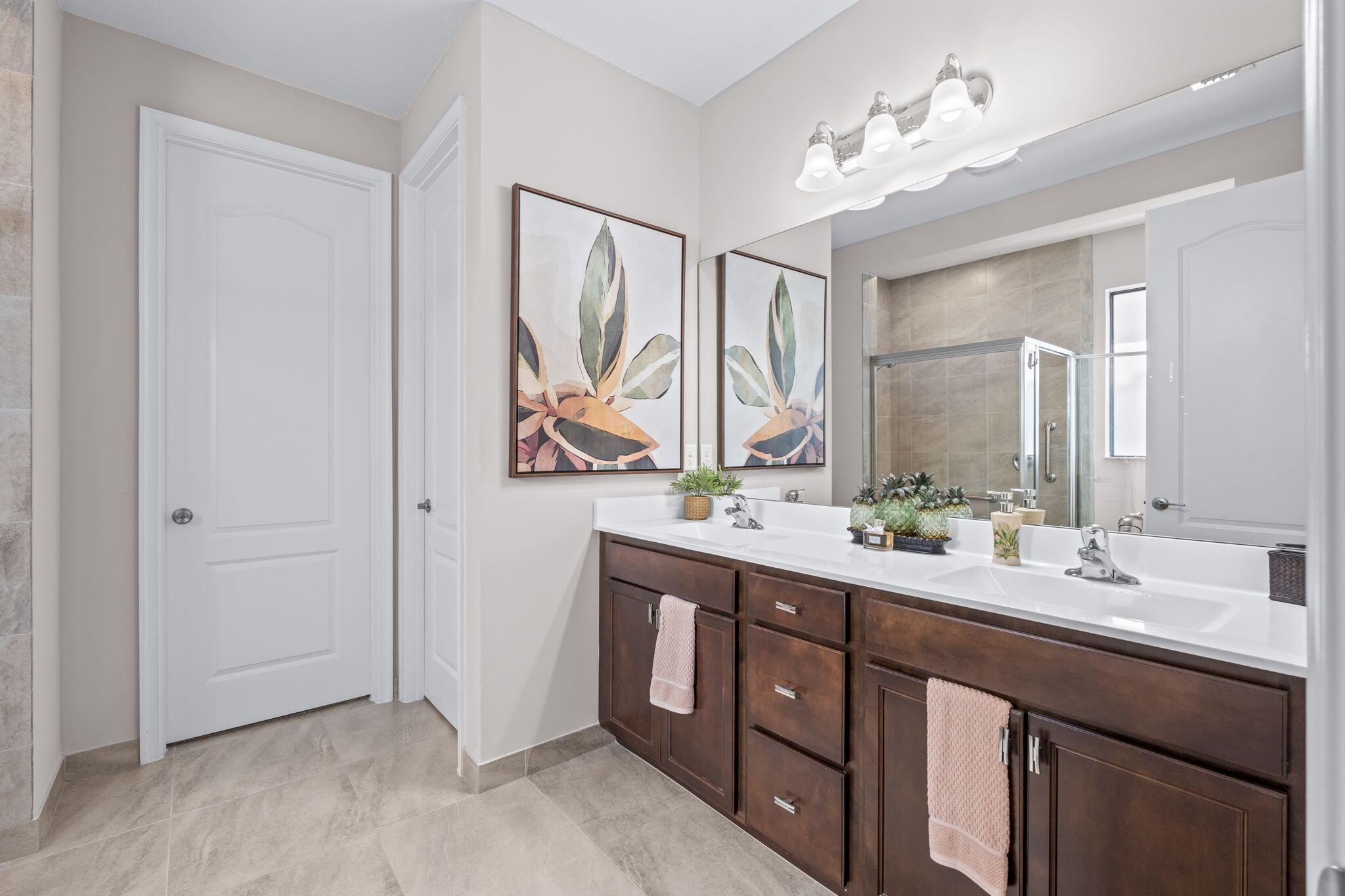 CRESTWOOD NORTH - Residential