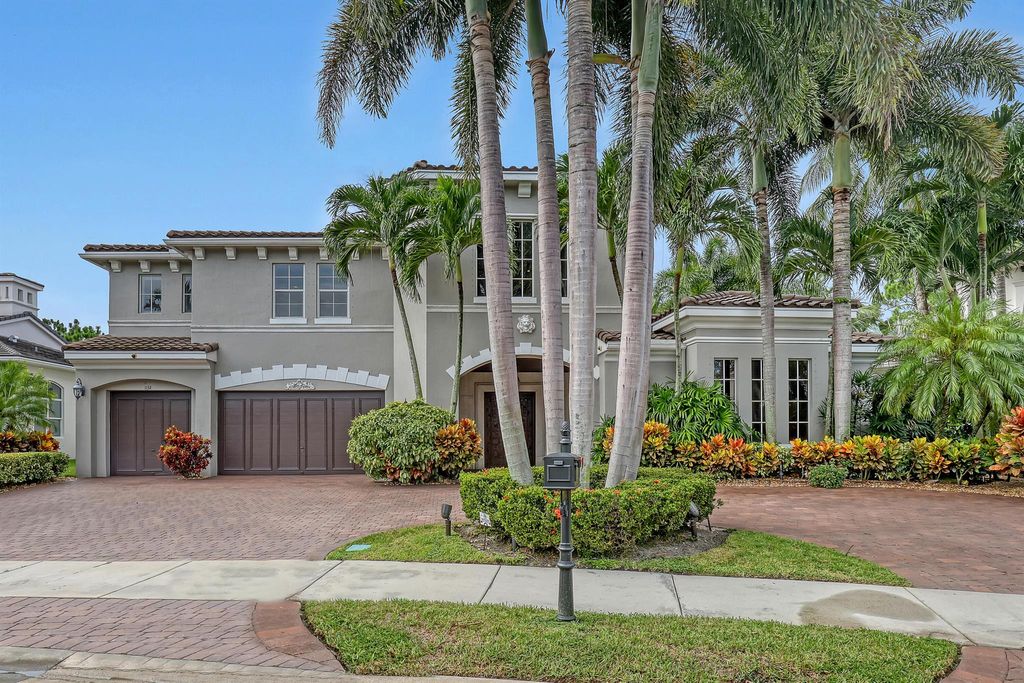 Photo of 1132 San Michele Way, Palm Beach Gardens, FL 33418 (MLS # R10900525)