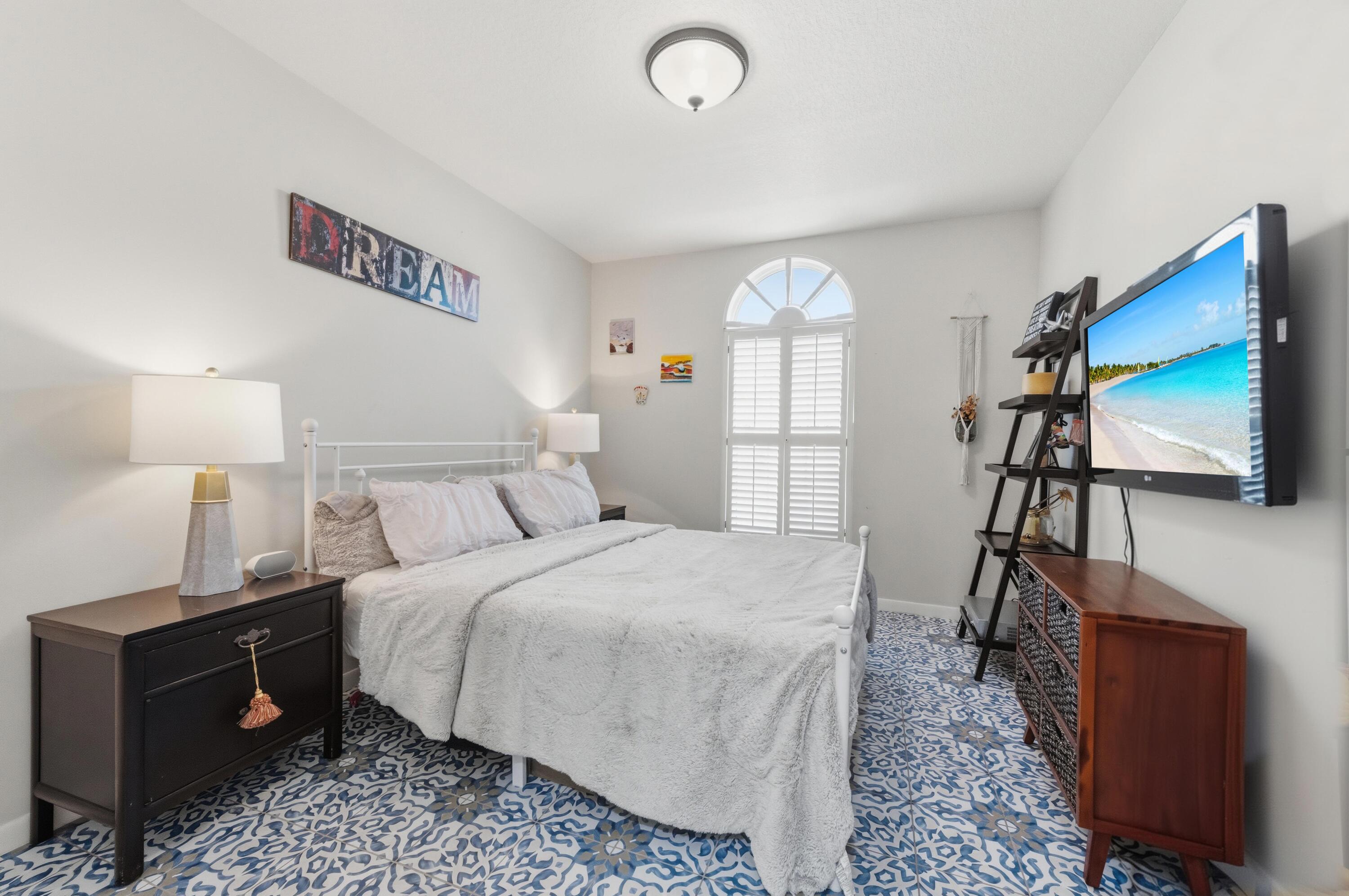 ST TROPEZ AT BOCA GOLF VILLAS CONDO - Residential